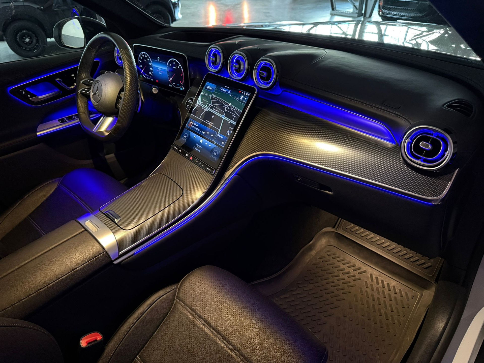 MERCEDES-BENZ GLC 220 d 4Matic 9G-Tronic-image-8