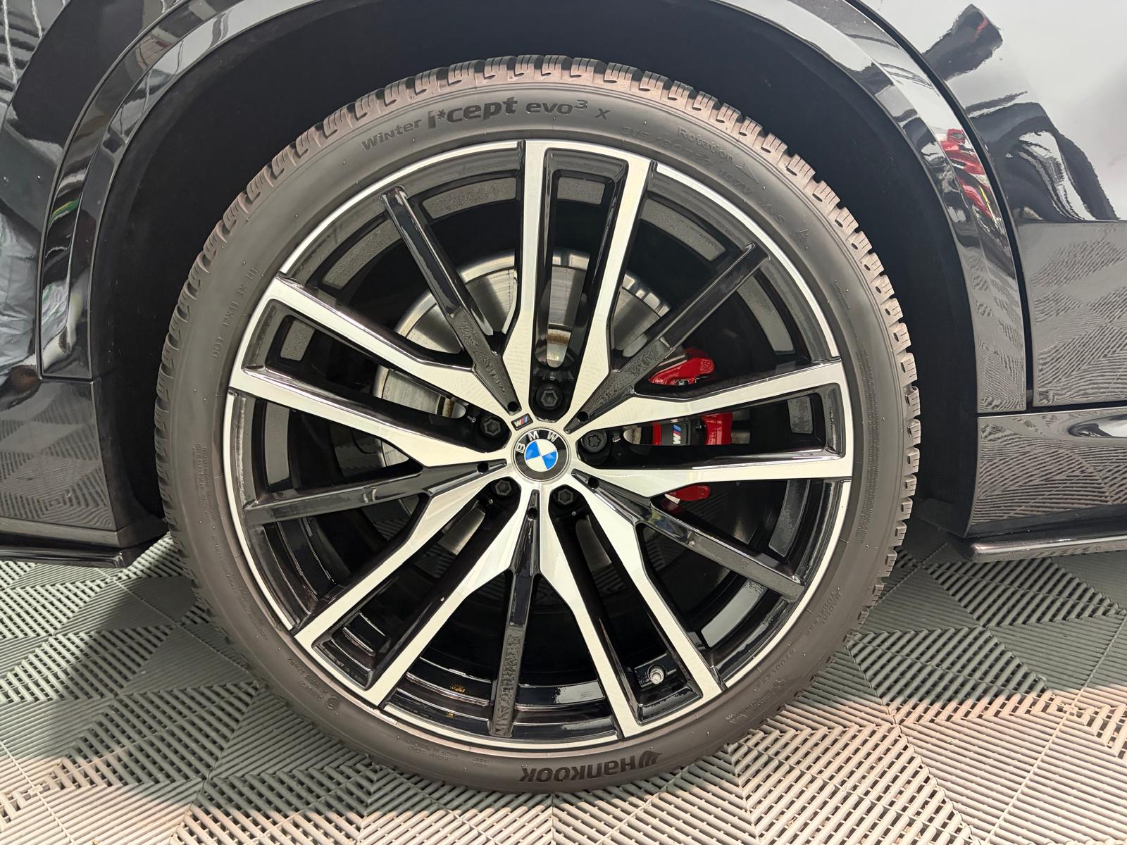 BMW X5 xDrive 48V 40d M Sport Steptronic-image-31