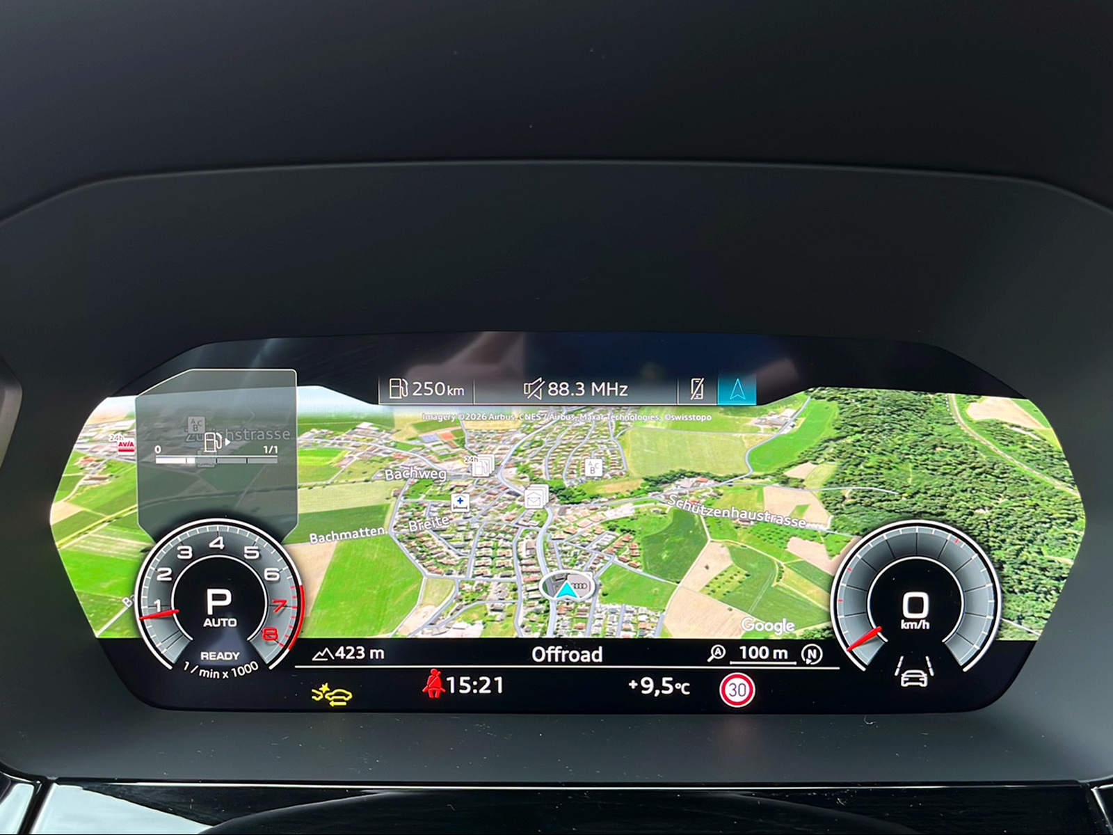 AUDI A3 Sportback 35 TFSI S line Attraction S-tronic Daytonagrau Perleffekt-image-11