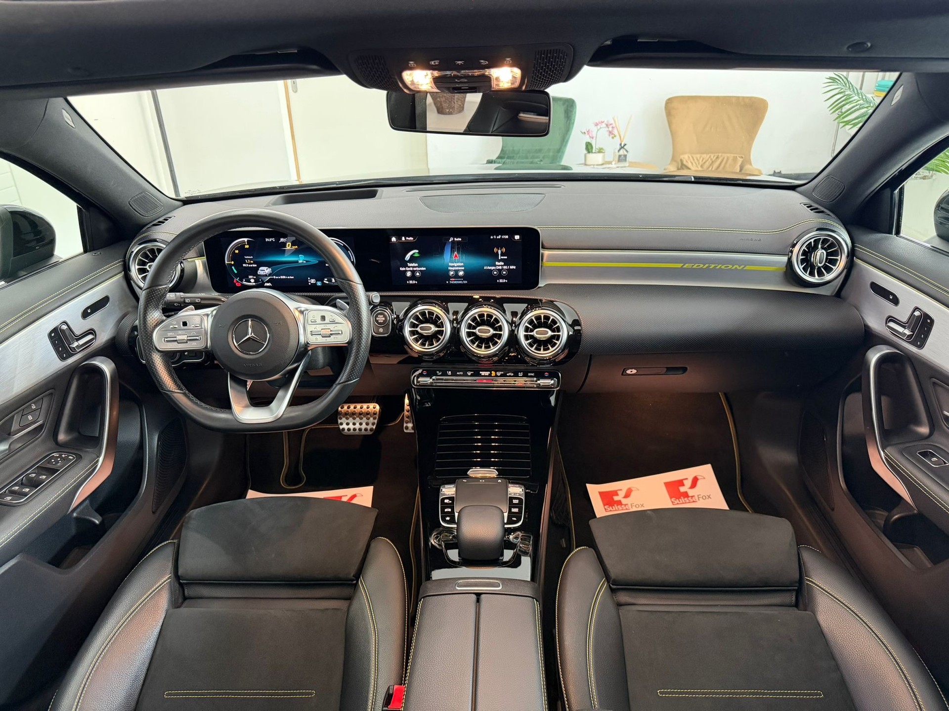 MERCEDES-BENZ A 250 AMG Line 7G-DCT *Edition 1 *Voll Austattung*Panoramadach* *Ch Fahrzeug*-image-8