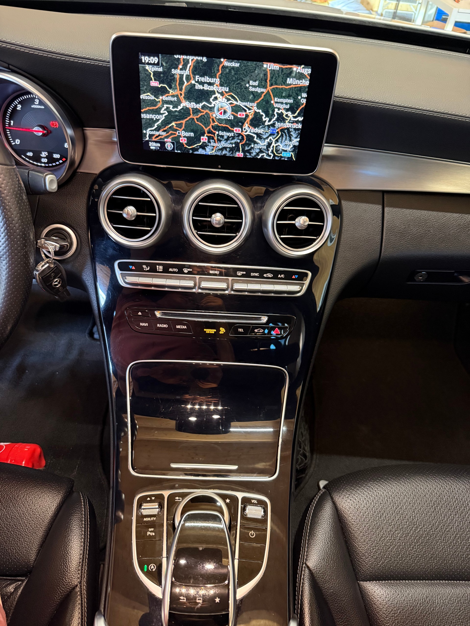 MERCEDES-BENZ C 220 BlueTEC AMG Line 7G-Tronic-image-10