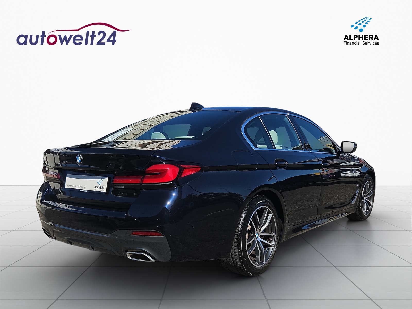 BMW 530i xDrive 48V M Sport Steptronic-image-4