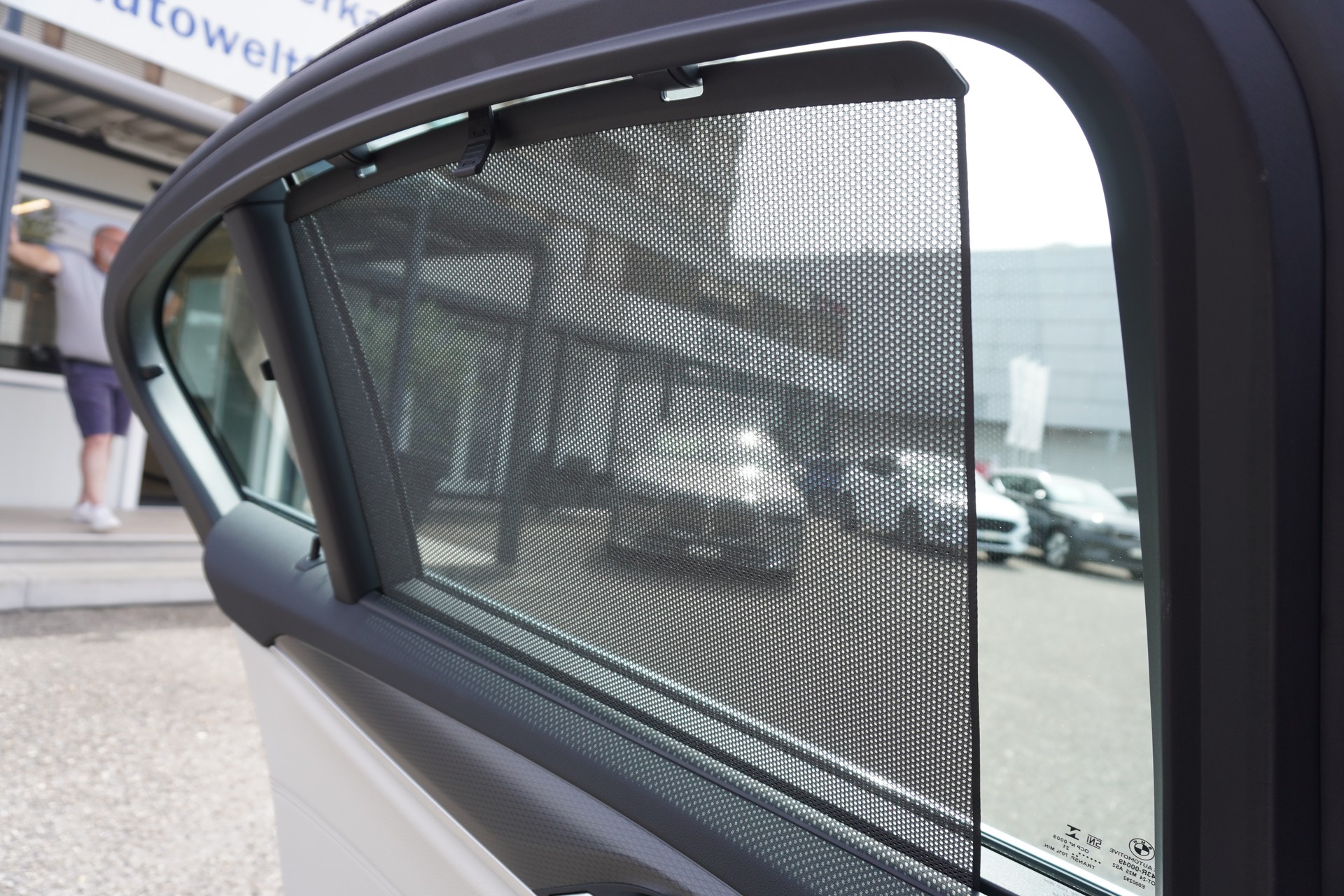 BMW 530i xDrive 48V M Sport Steptronic-image-18