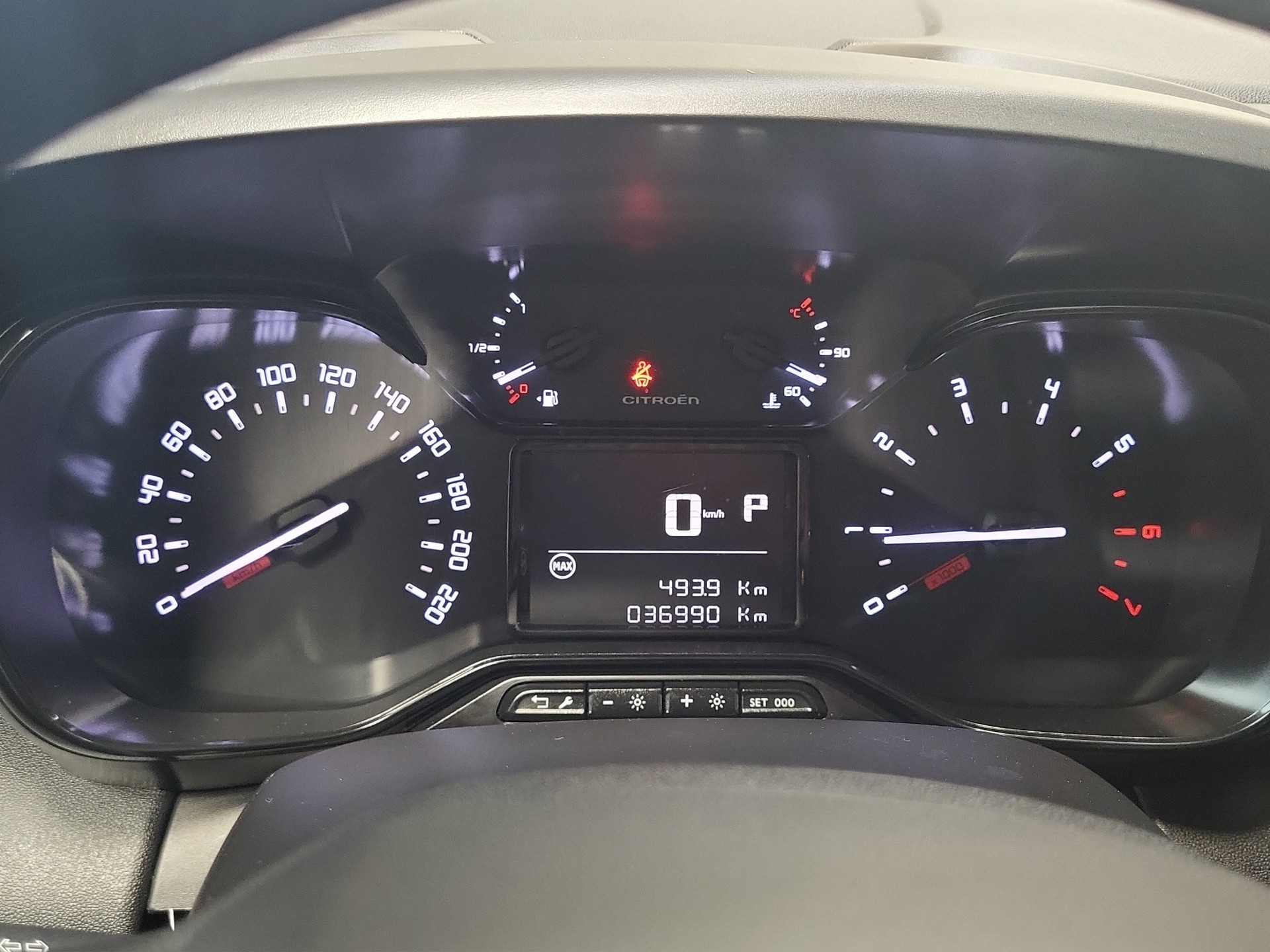 CITROEN C3 Aircross 1.2 PureTech 130 Swiss Edition-image-7