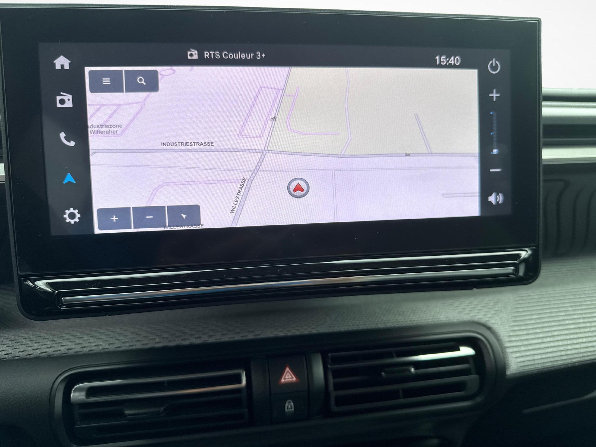 CITROEN C3 1.2 Hybrid Max / ab 3,99% Leasing bei Abschluss einer Protect Autoversicherung-image-15