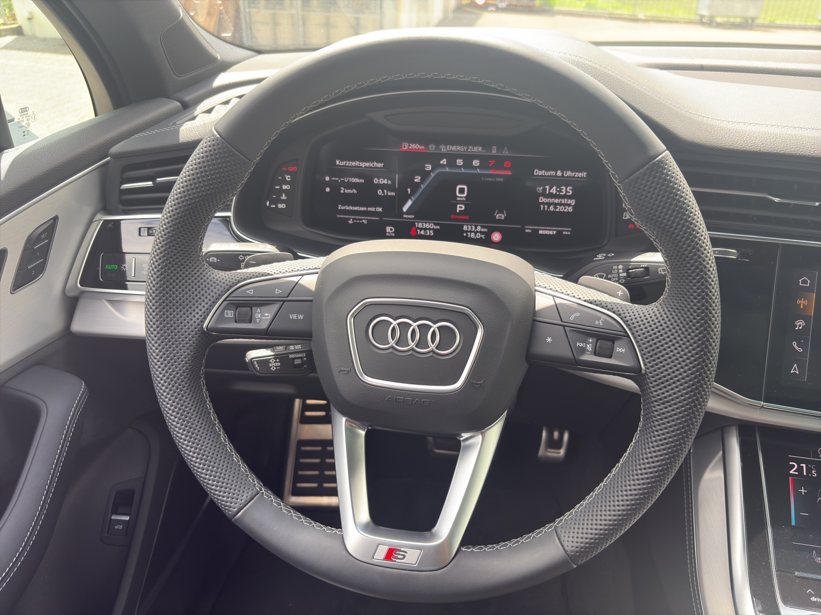 AUDI SQ7 SUV 4.0 V8 TFSI quattro T-Tronic-image-11