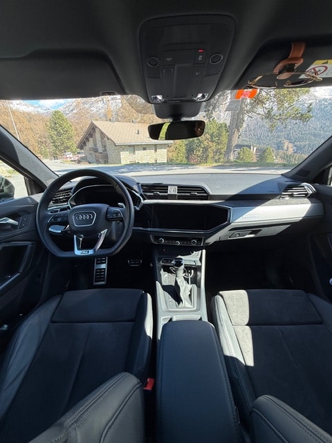 AUDI RS Q3 Sportback quattro S tronic-image-6