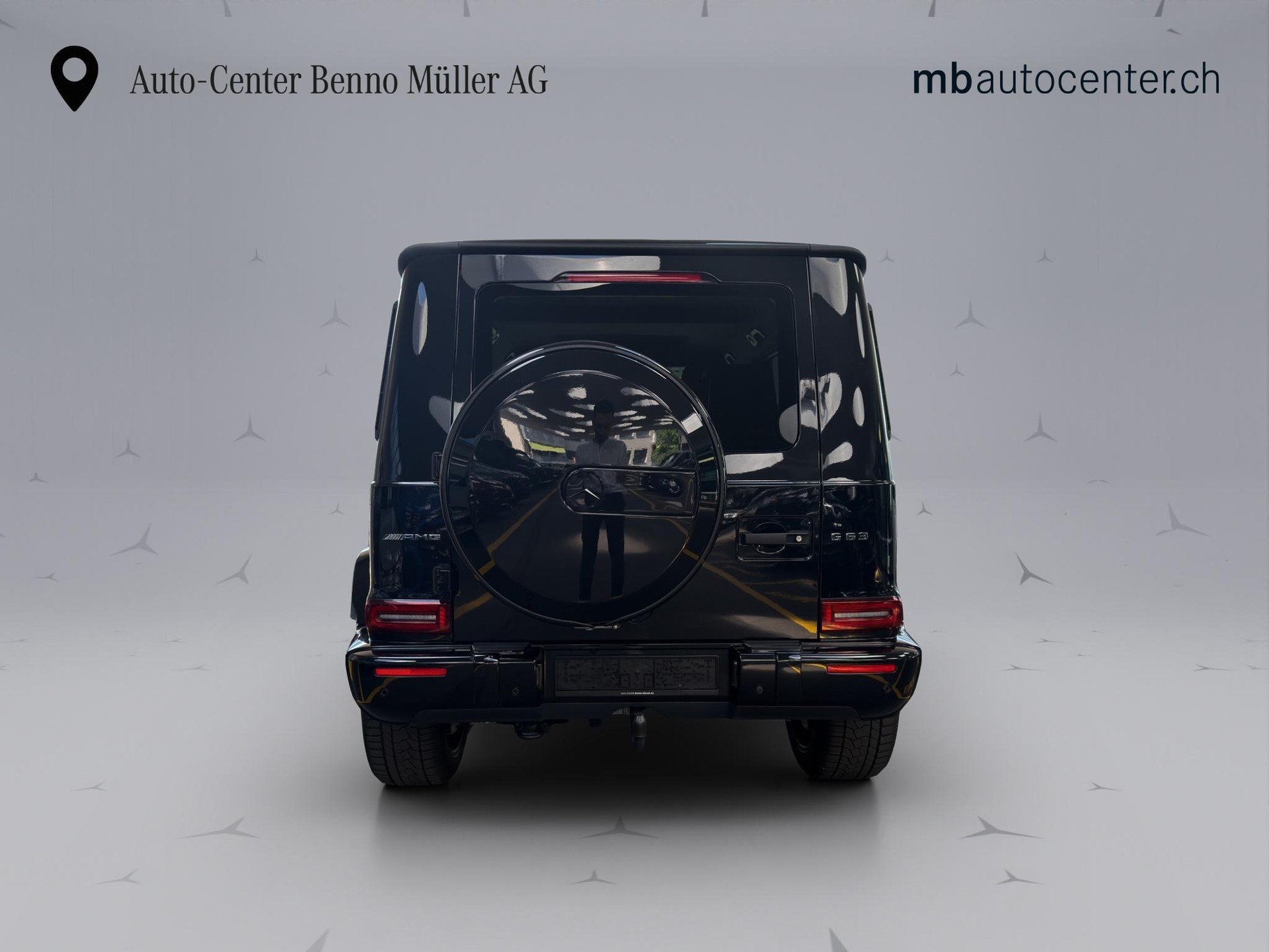 MERCEDES-BENZ G 63 AMG-showroom-element-3