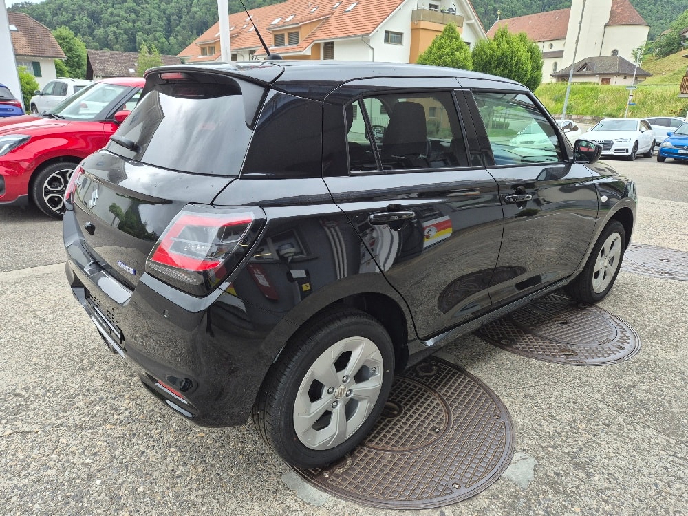 SUZUKI SWIFT-image-5