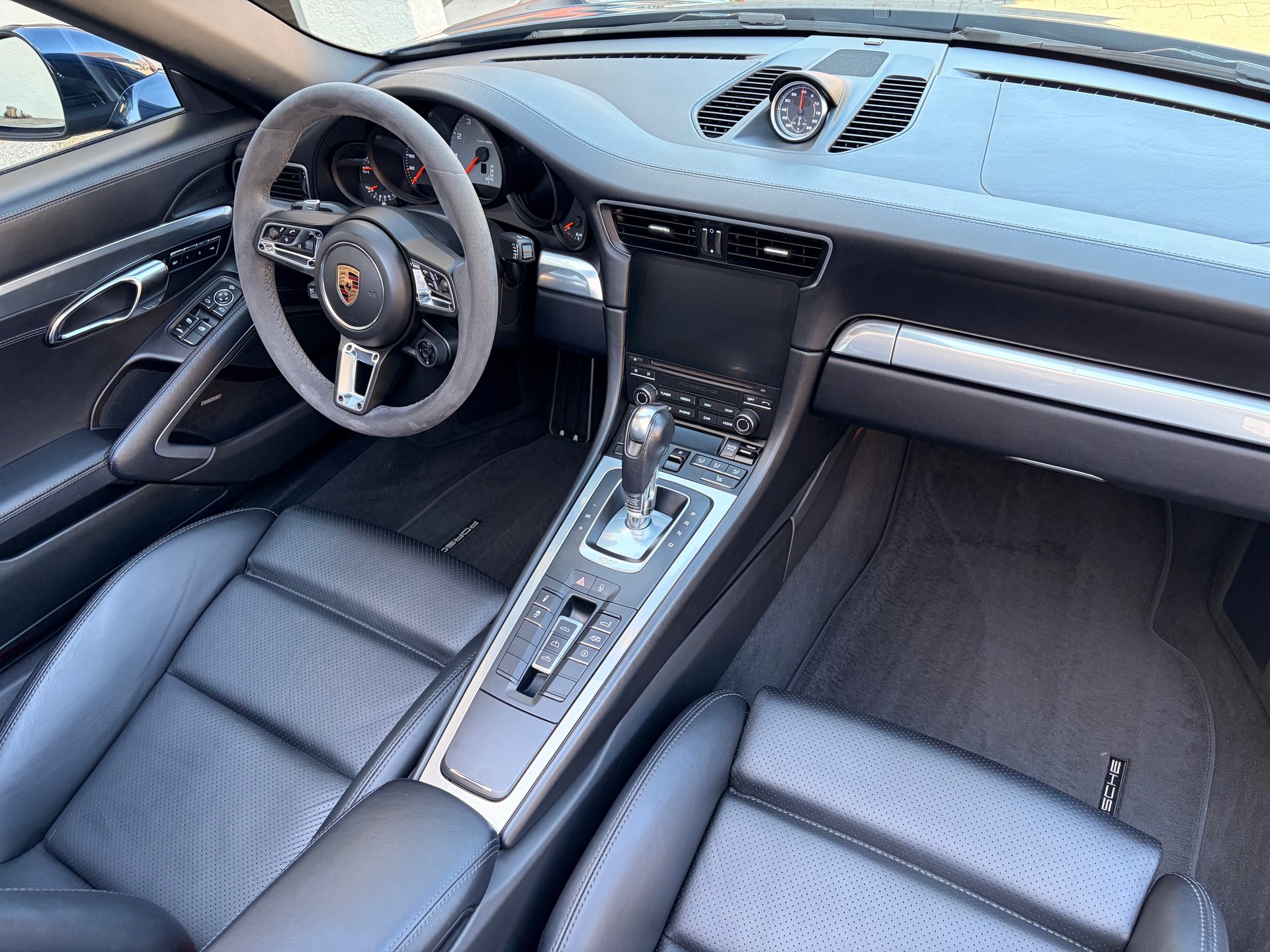 PORSCHE 911 Carrera 4S Cabrio PDK-image-3