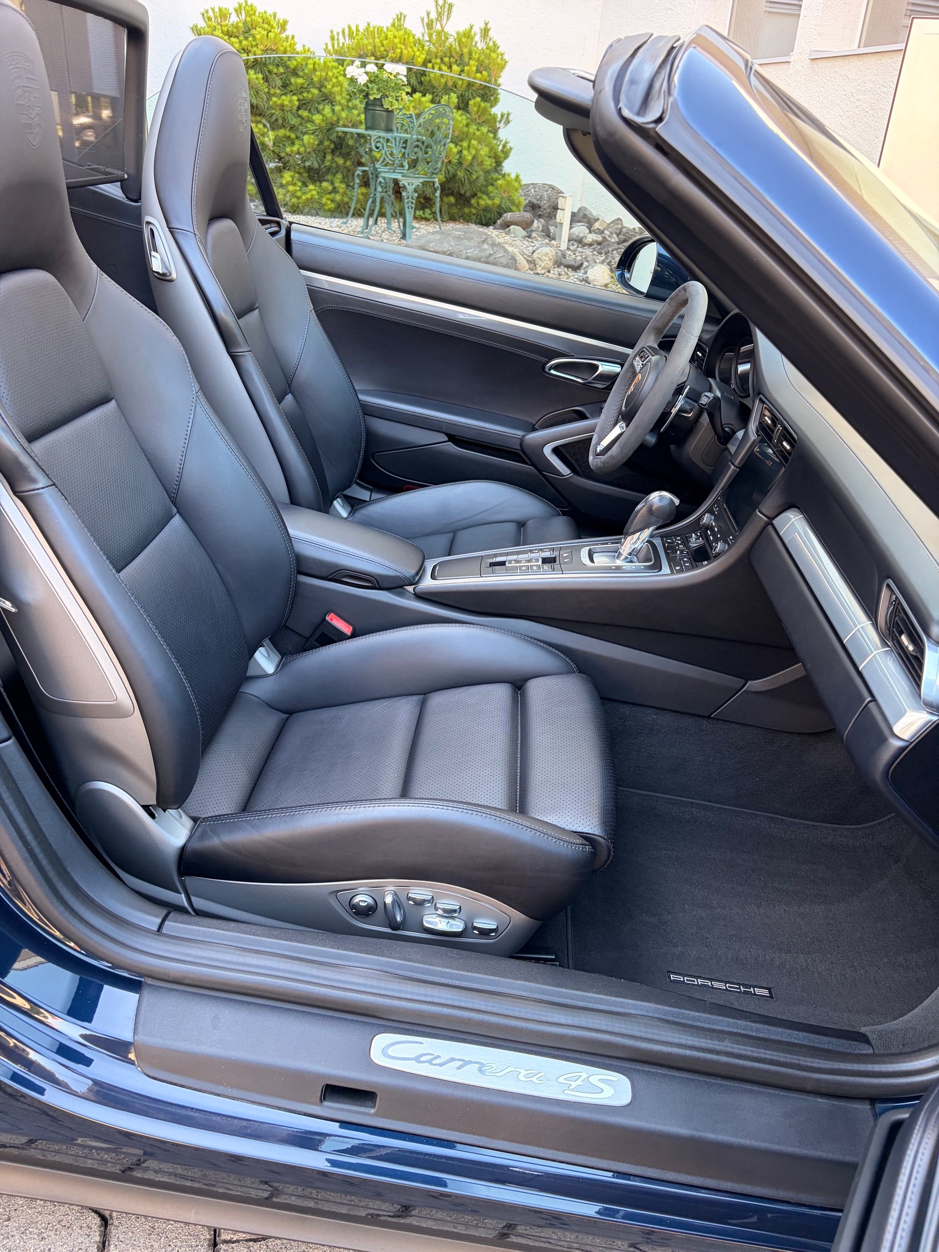 PORSCHE 911 Carrera 4S Cabrio PDK-image-4