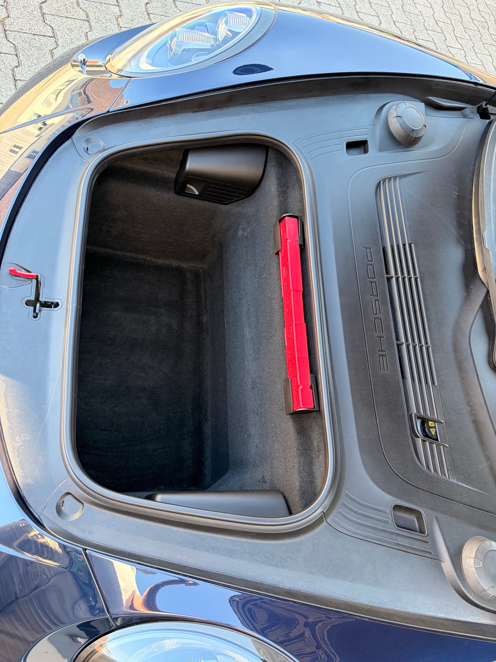PORSCHE 911 Carrera 4S Cabrio PDK-image-6