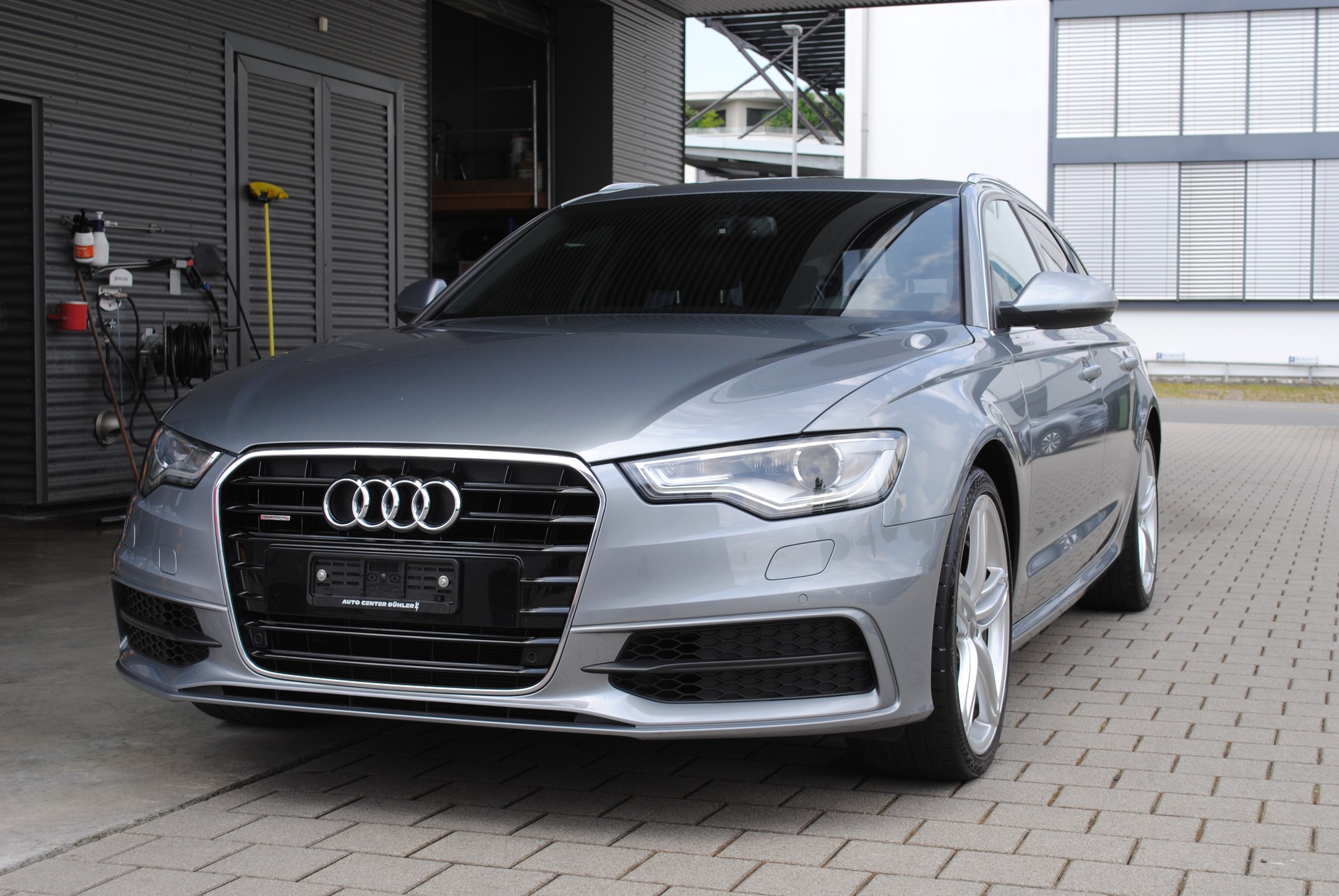 AUDI A6 Avant 3.0 TFSI V6 quattro S-tronic-showroom-element-1