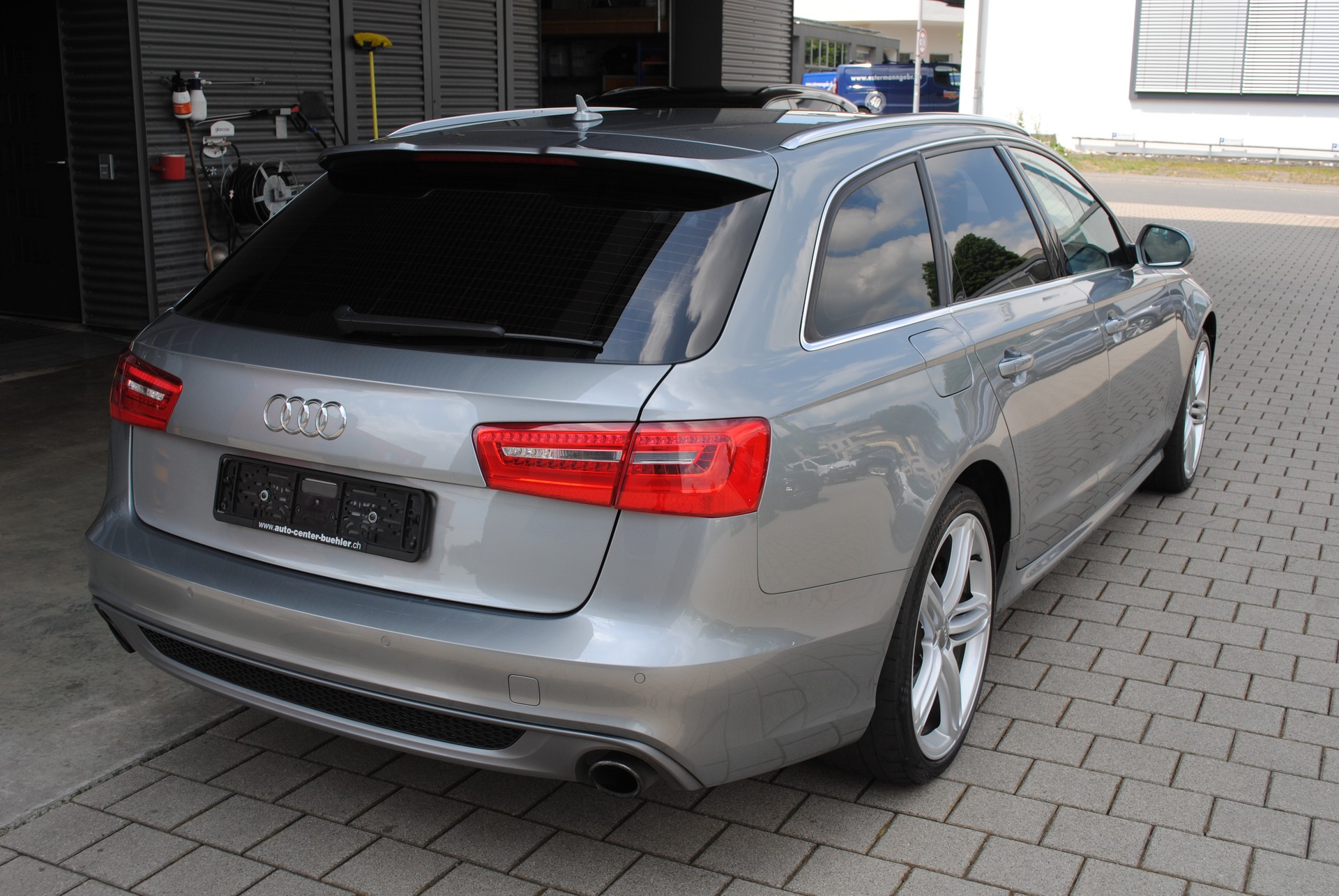 AUDI A6 Avant 3.0 TFSI V6 quattro S-tronic-image-5