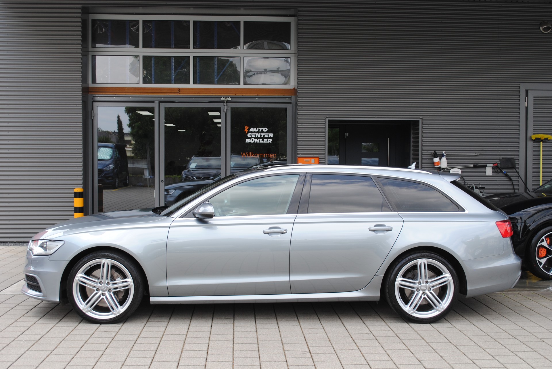 AUDI A6 Avant 3.0 TFSI V6 quattro S-tronic-showroom-element-3