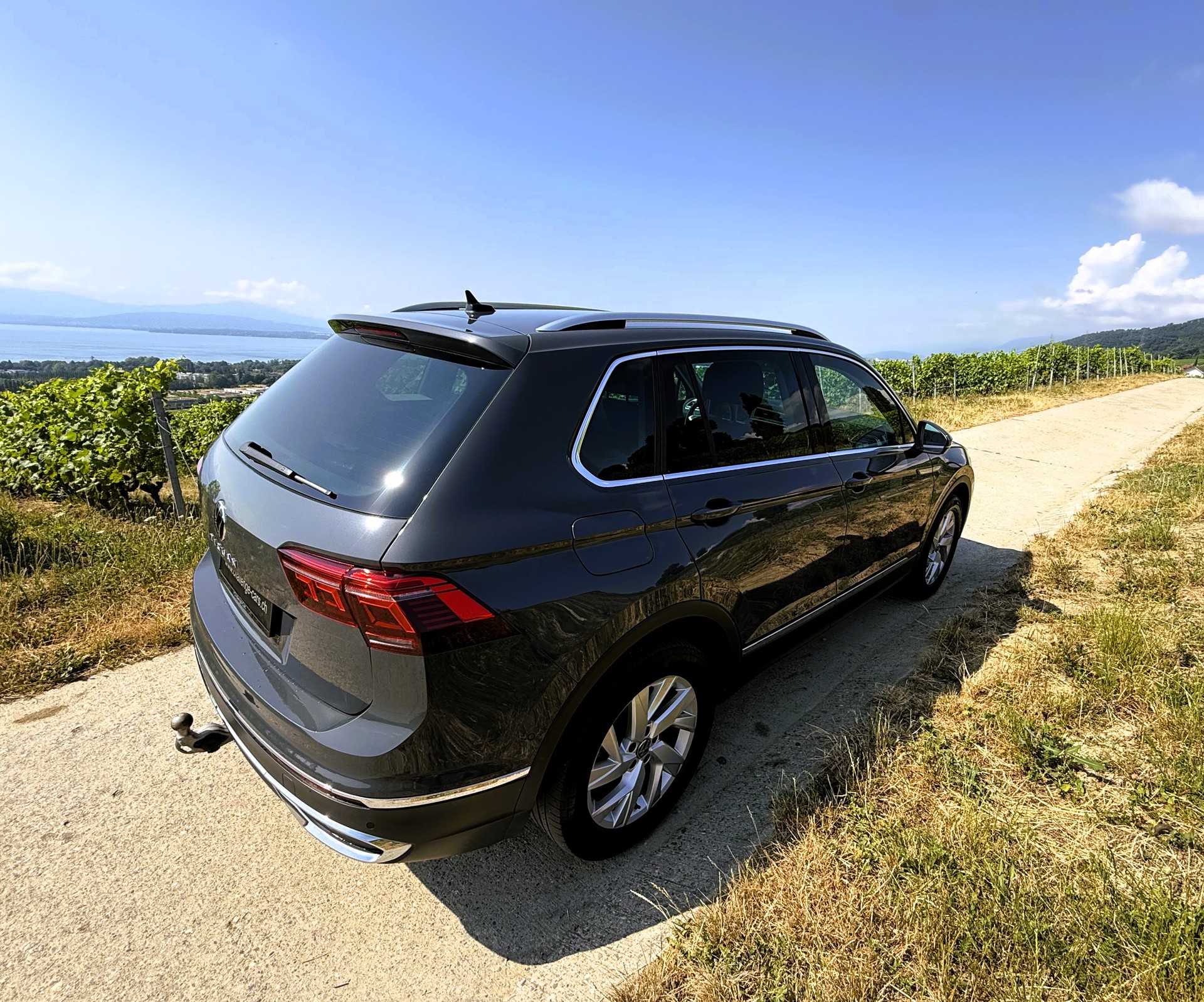 VW Tiguan 2.0 TDI SCR Elegance 4Motion DSG-image-7