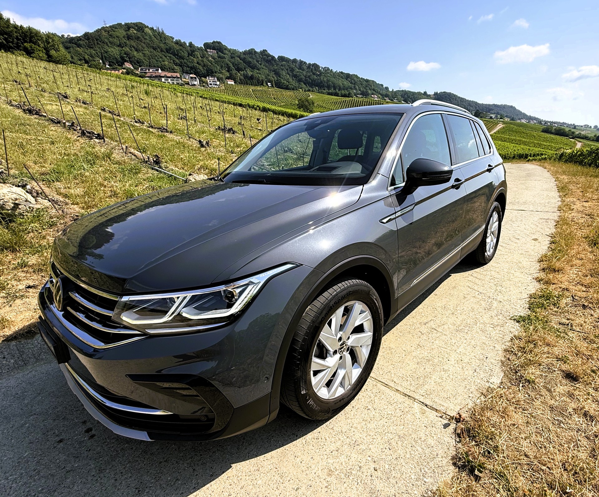 VW Tiguan 2.0 TDI SCR Elegance 4Motion DSG-showroom-element-1