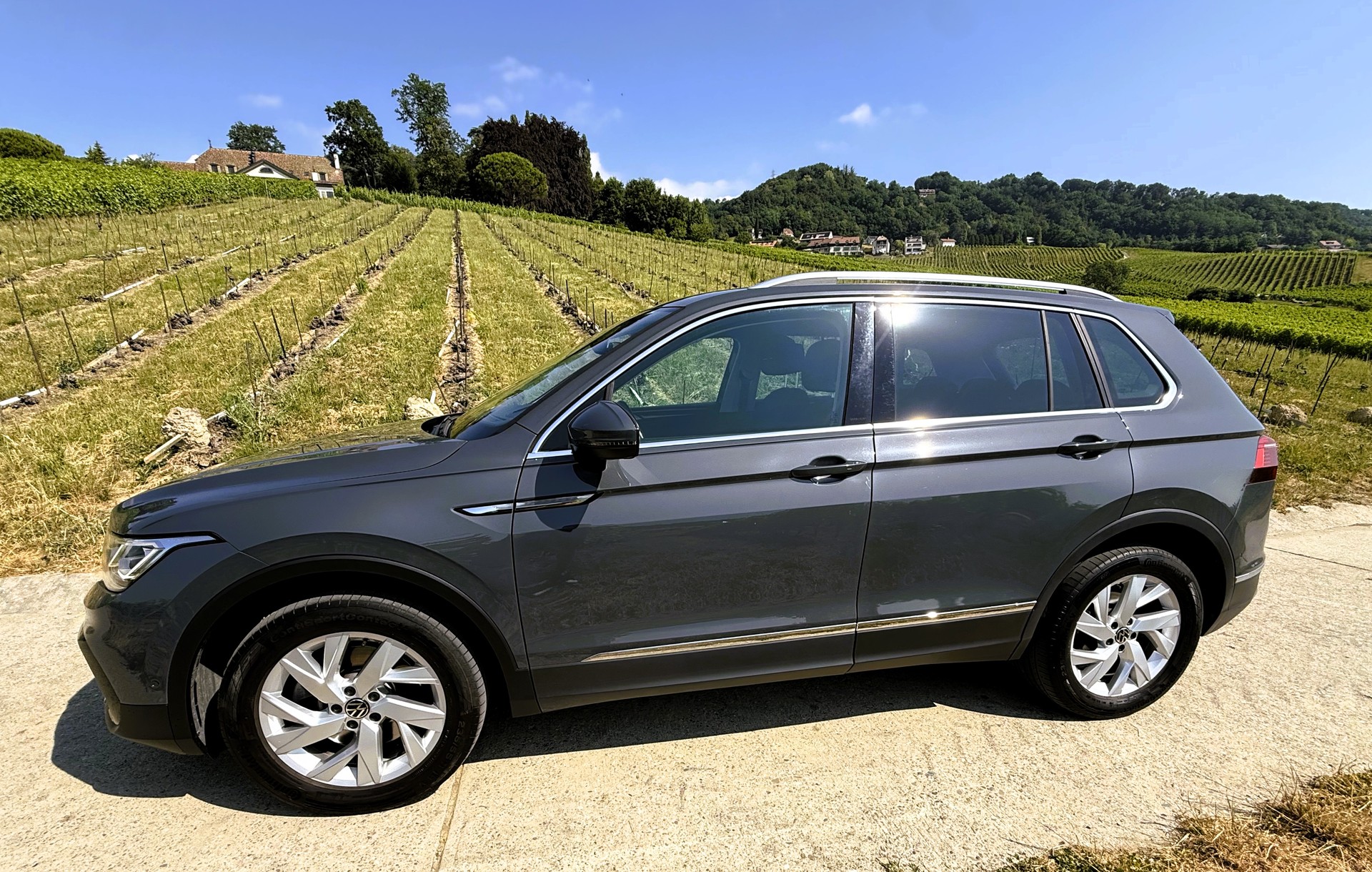 VW Tiguan 2.0 TDI SCR Elegance 4Motion DSG-showroom-element-3