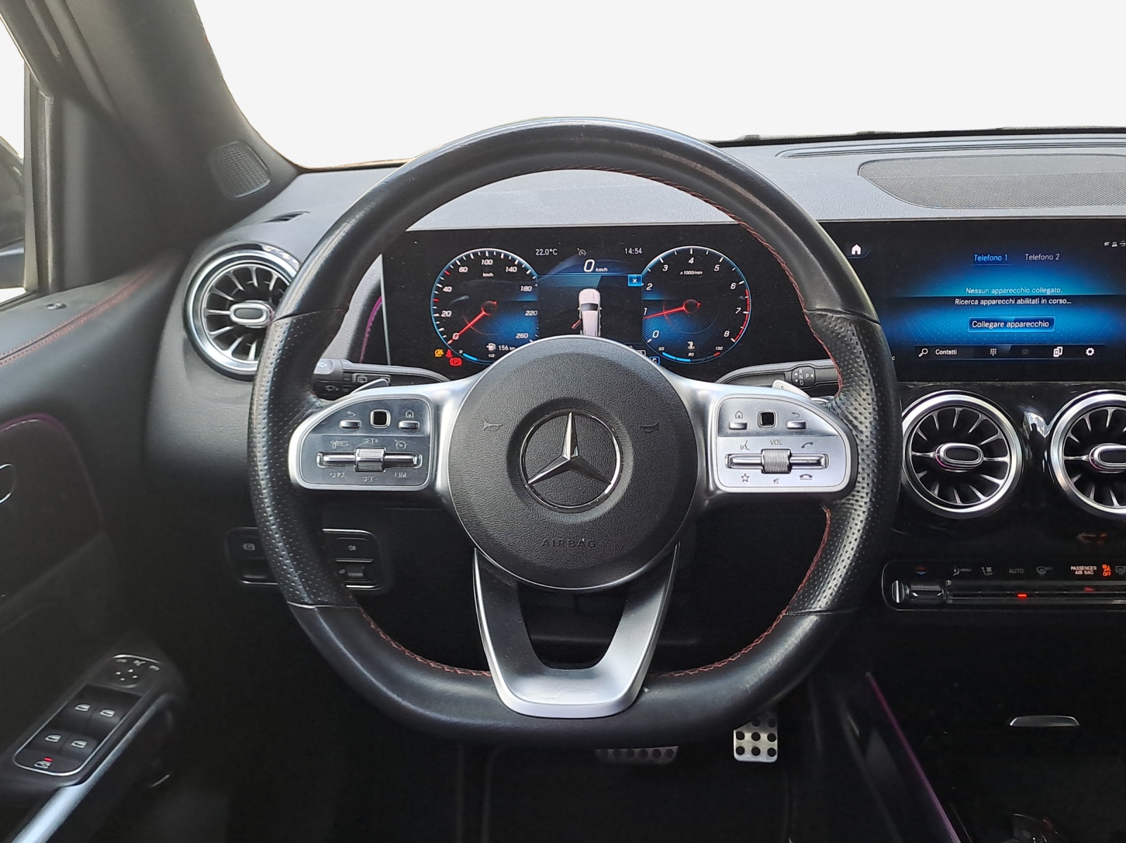 MERCEDES-BENZ GLB 200 AMG Line 7G-Tronic-image-9