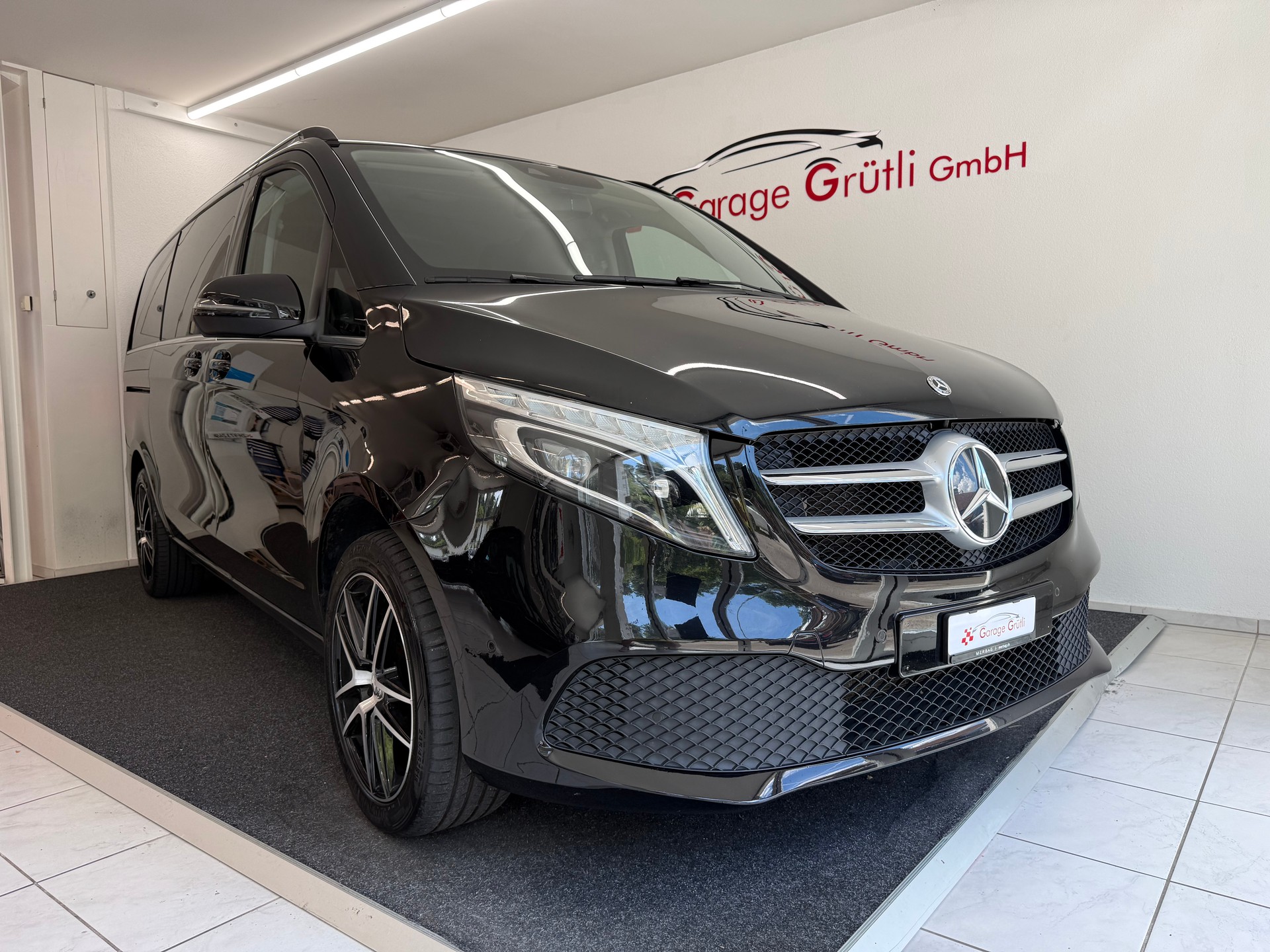 MERCEDES-BENZ V 250 d lang Van