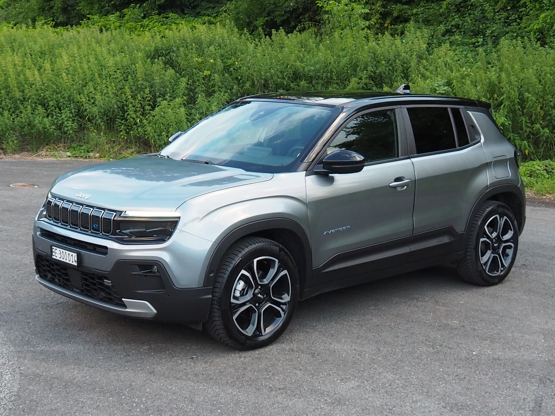 JEEP Avenger Summit