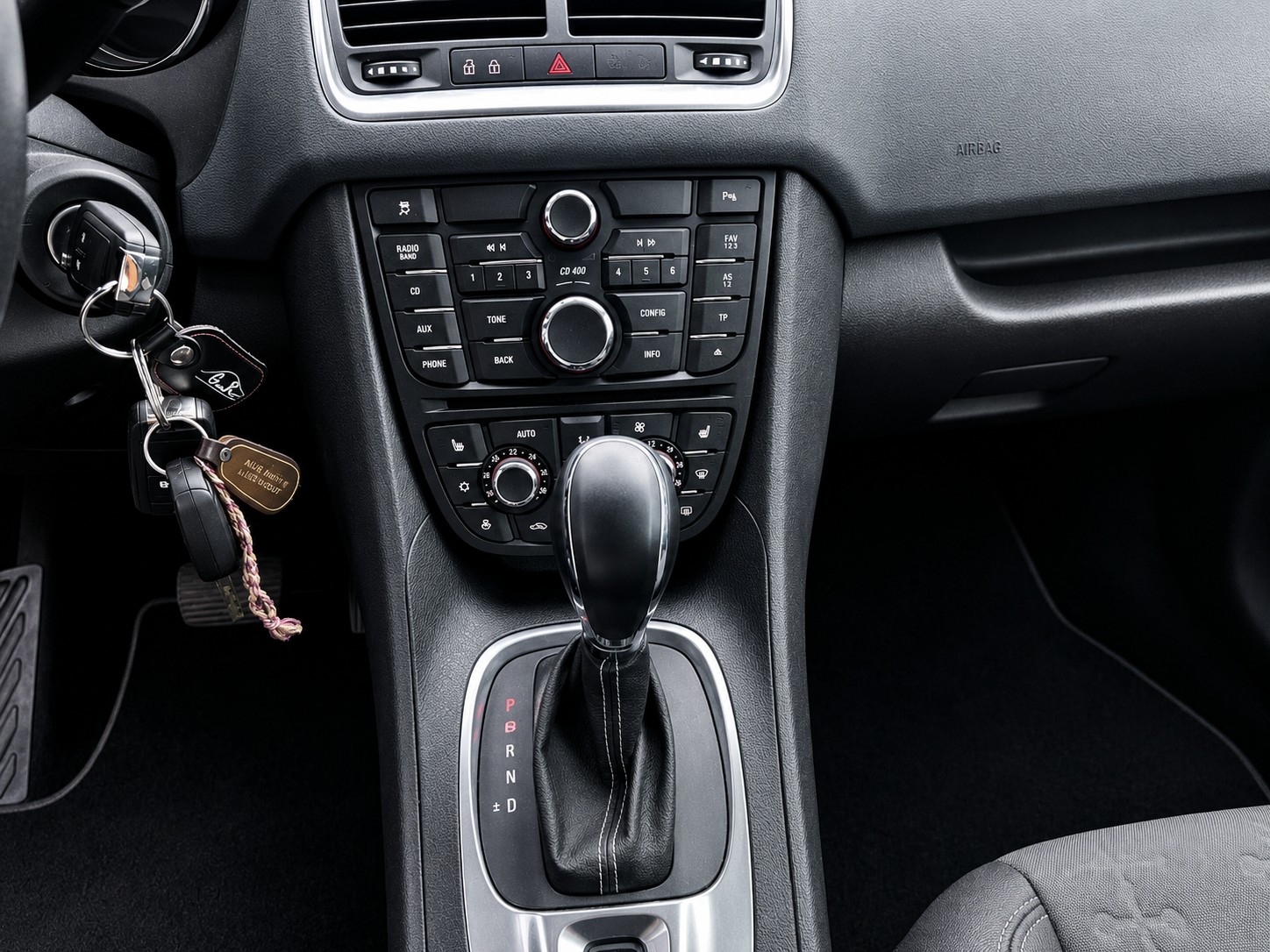 OPEL Meriva 1.4 Turbo Automatic-image-8