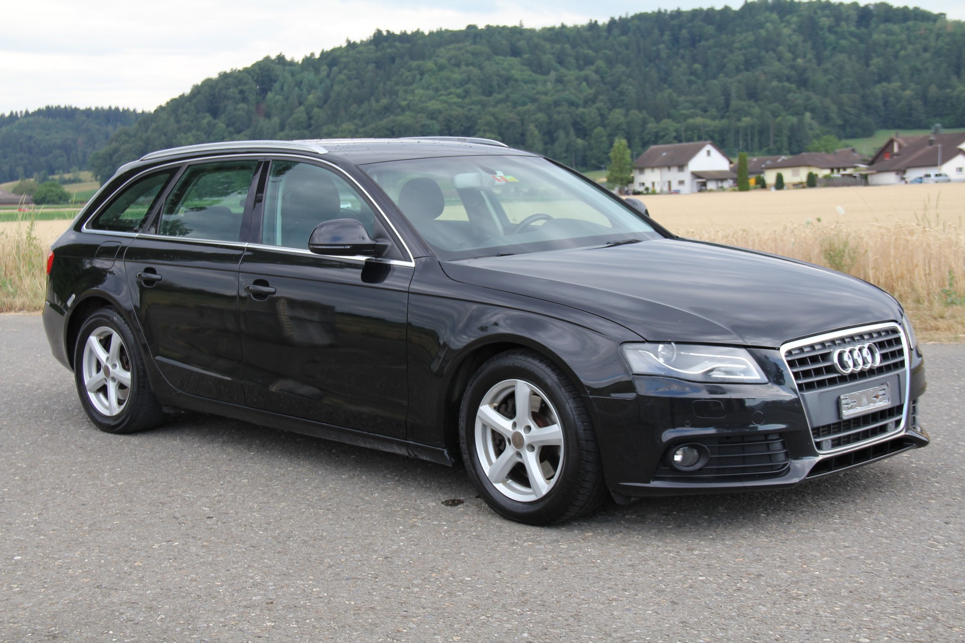 AUDI A4 Avant 2.0 TDI-showroom-element-3