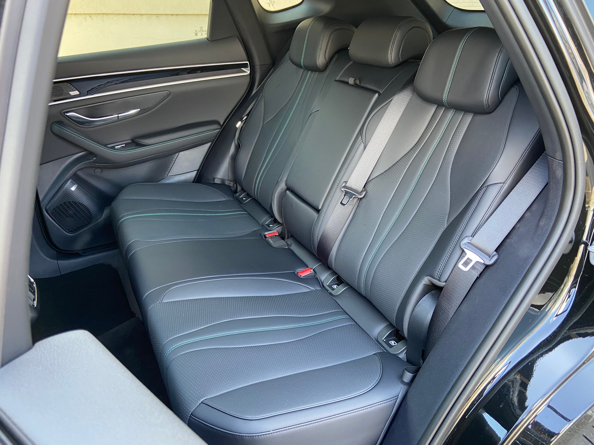 BYD Seal U DM-i Design AWD-image-8