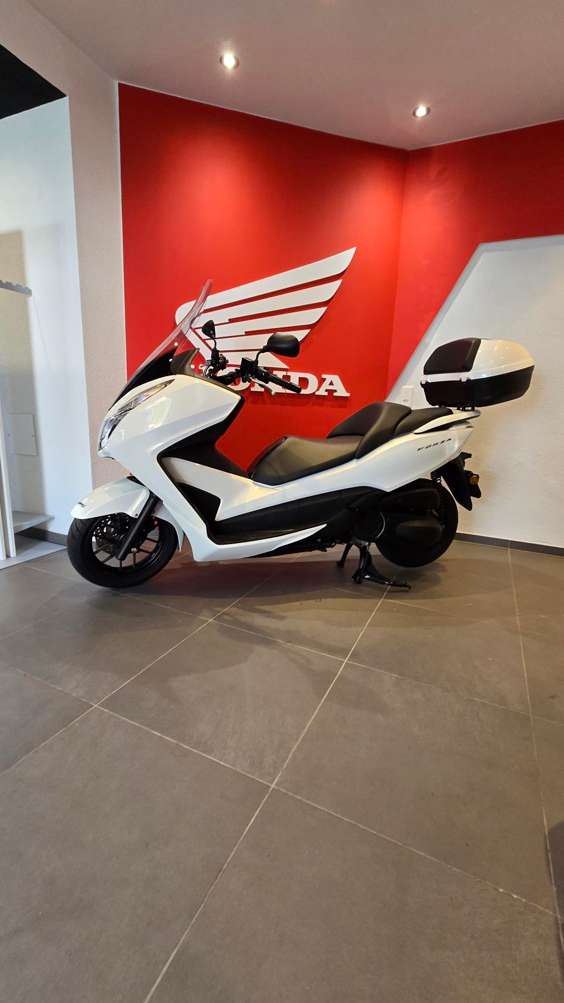 HONDA NSS 300 A ABS-image-1