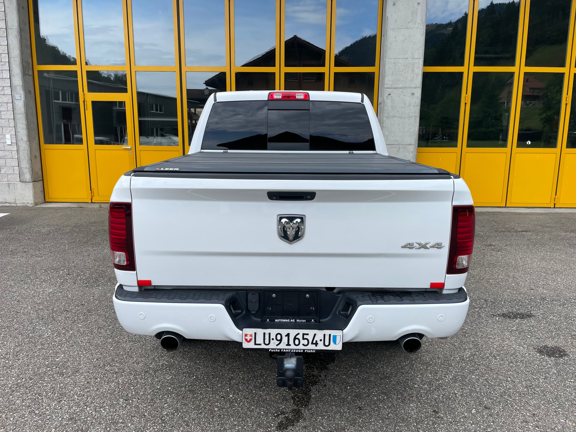 DODGE 1500 5.7 HEMI V8 Sport-image-5