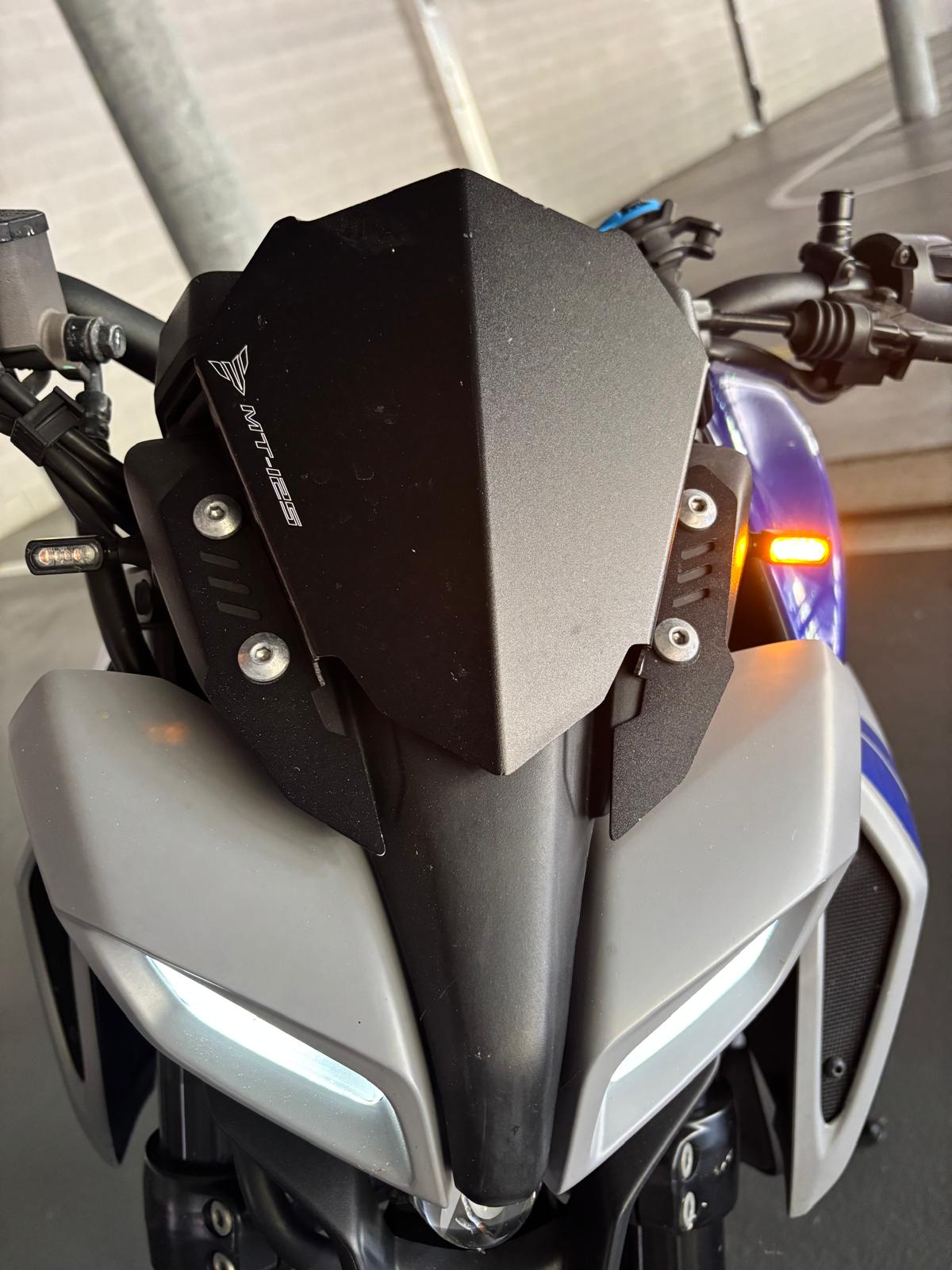 YAMAHA MT-125 ABS-image-2