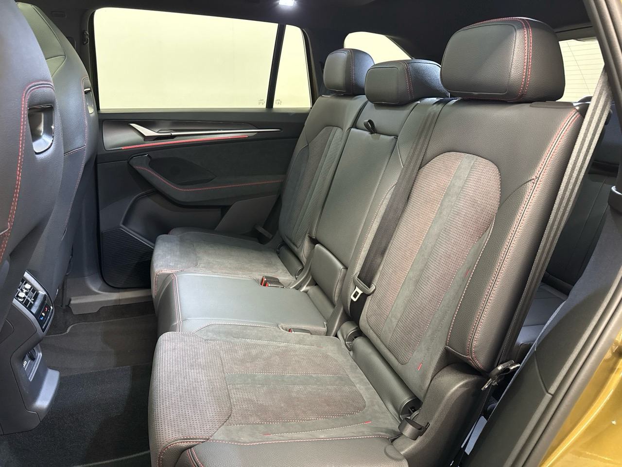 SKODA Kodiaq 2.0 TSI RS 4x4-image-7