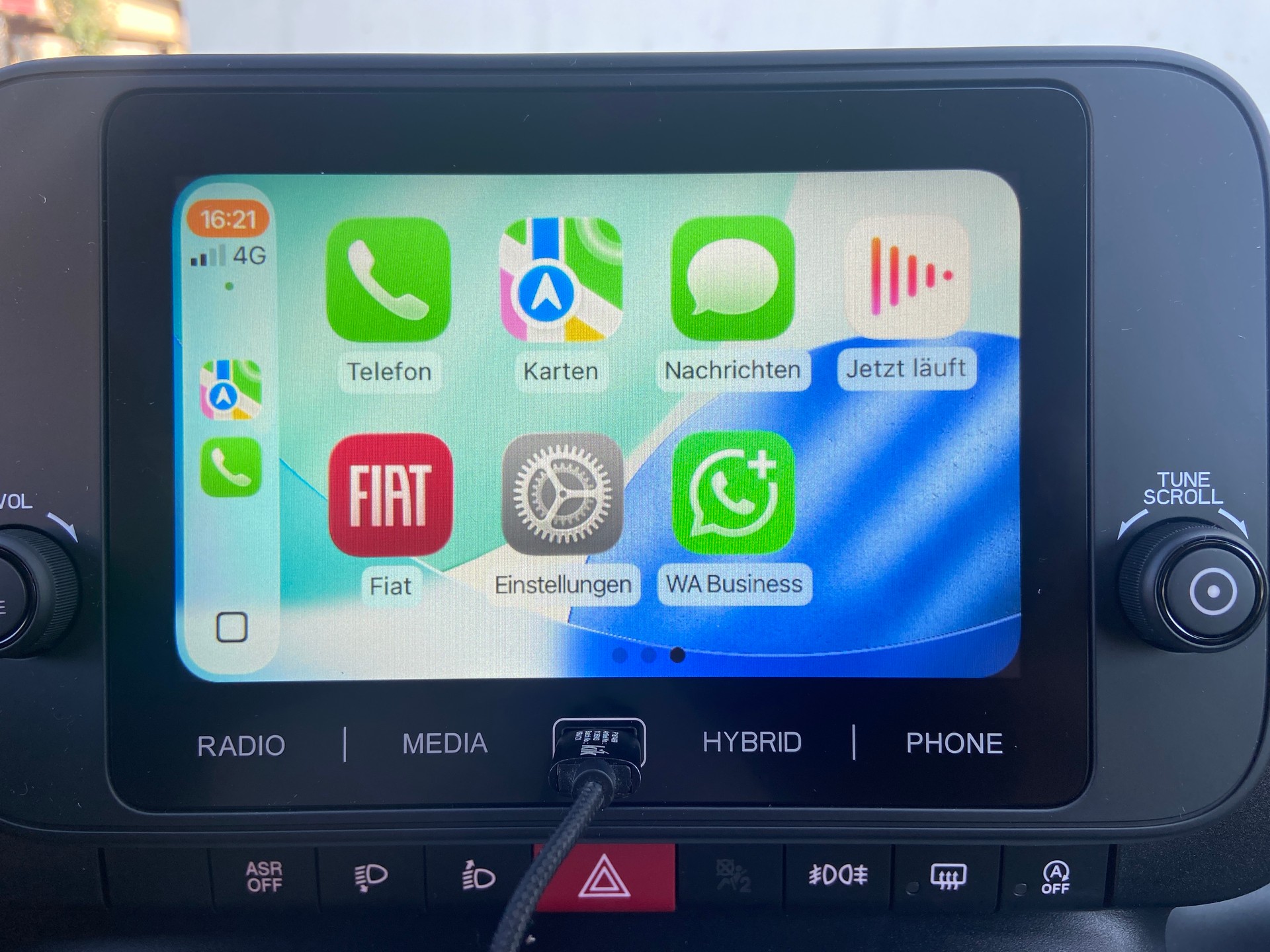 FIAT Pandina 1.0 MHEV Cross-image-10