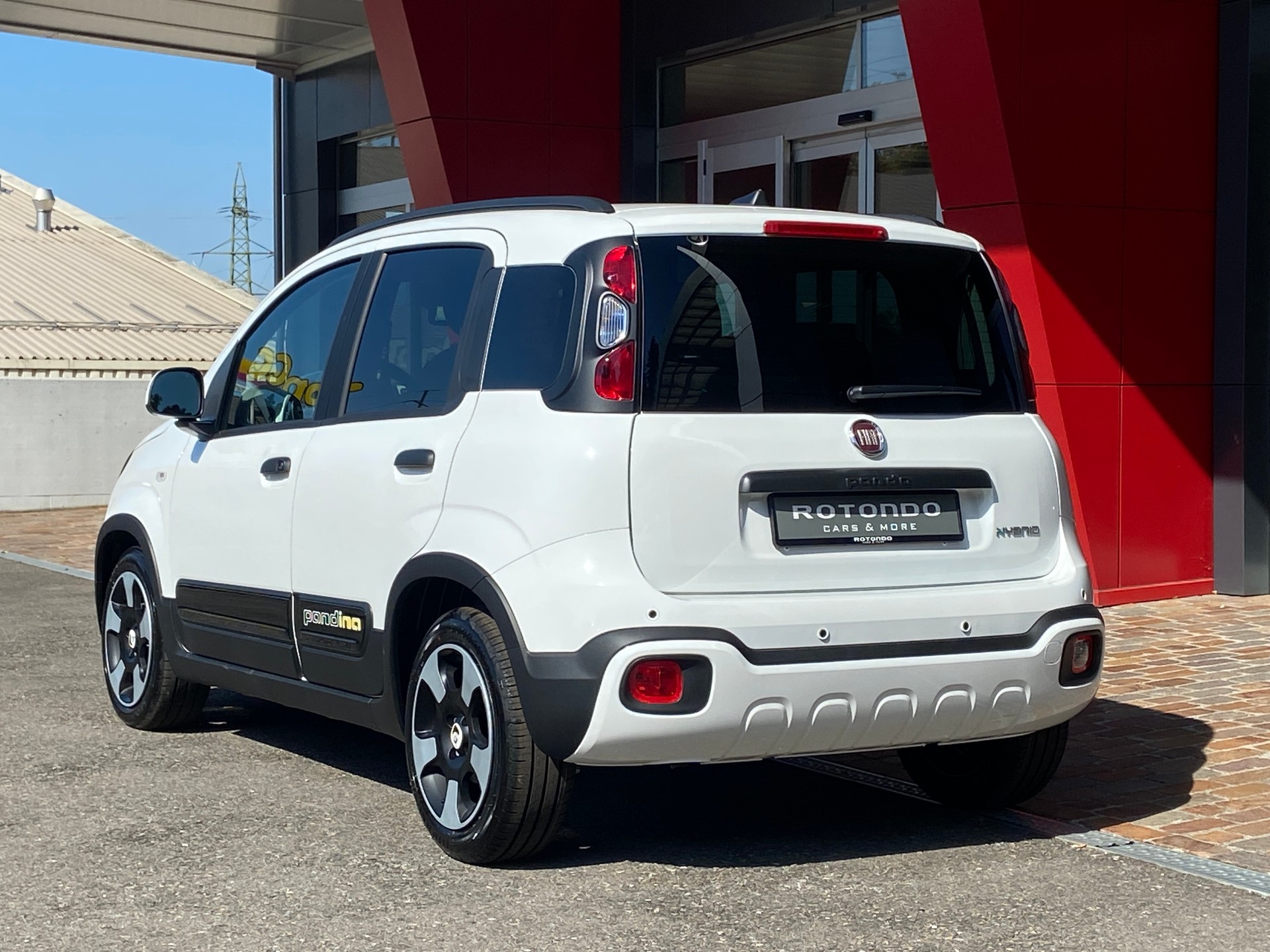FIAT Pandina 1.0 MHEV Cross-image-16