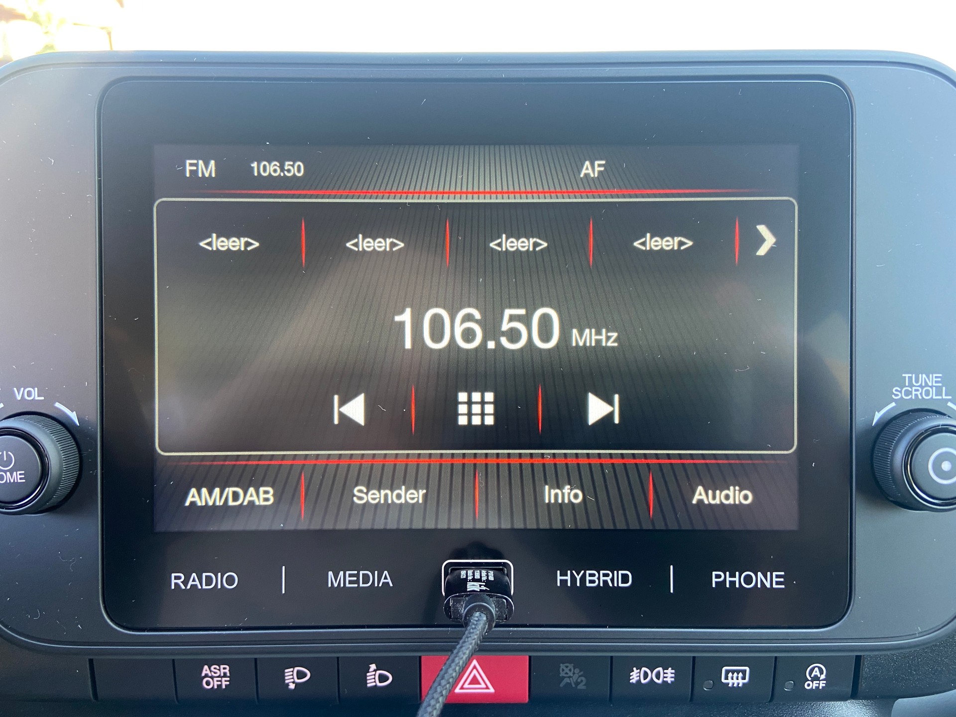 FIAT Pandina 1.0 MHEV Cross-image-12