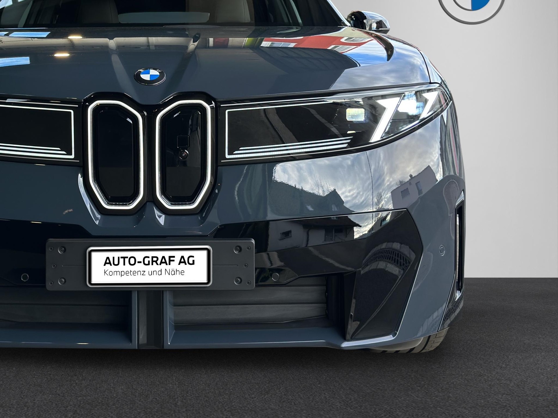 BMW iX3 50 xDrive M Sport Pro-image-8