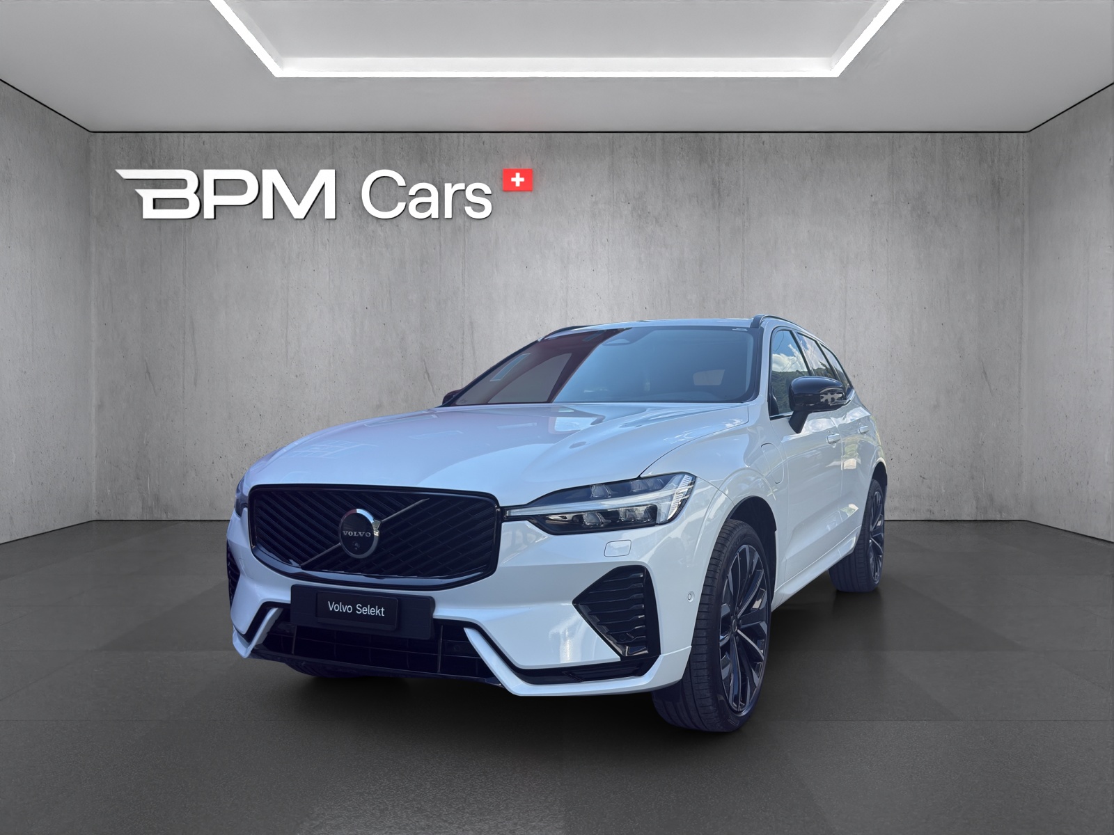 VOLVO XC60 2.0 T6 TE Ultra Dark eAWD