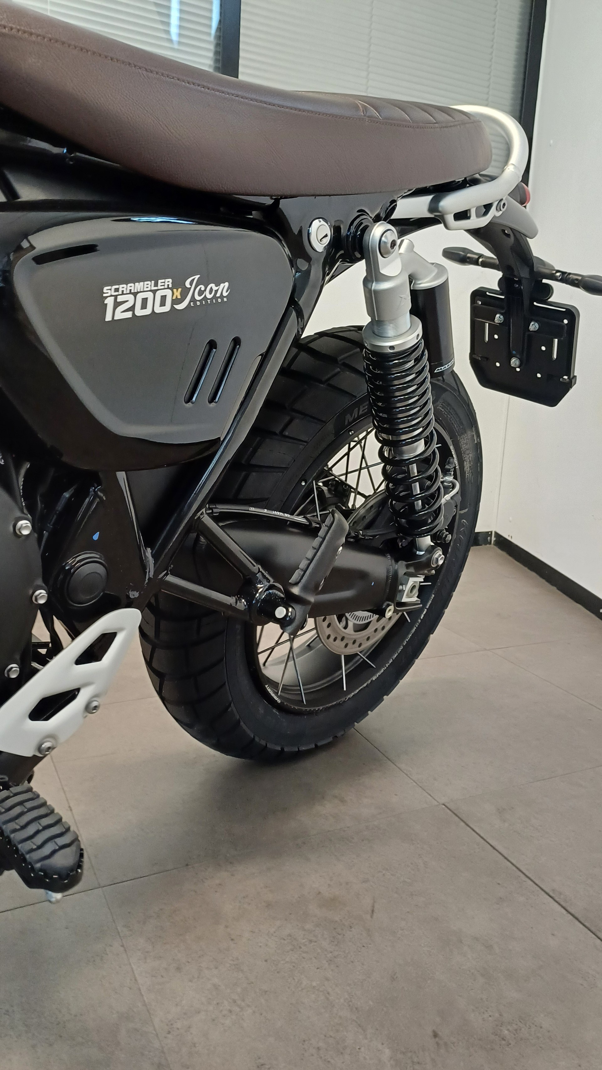 TRIUMPH Scrambler 1200 X Icon Edition-image-6