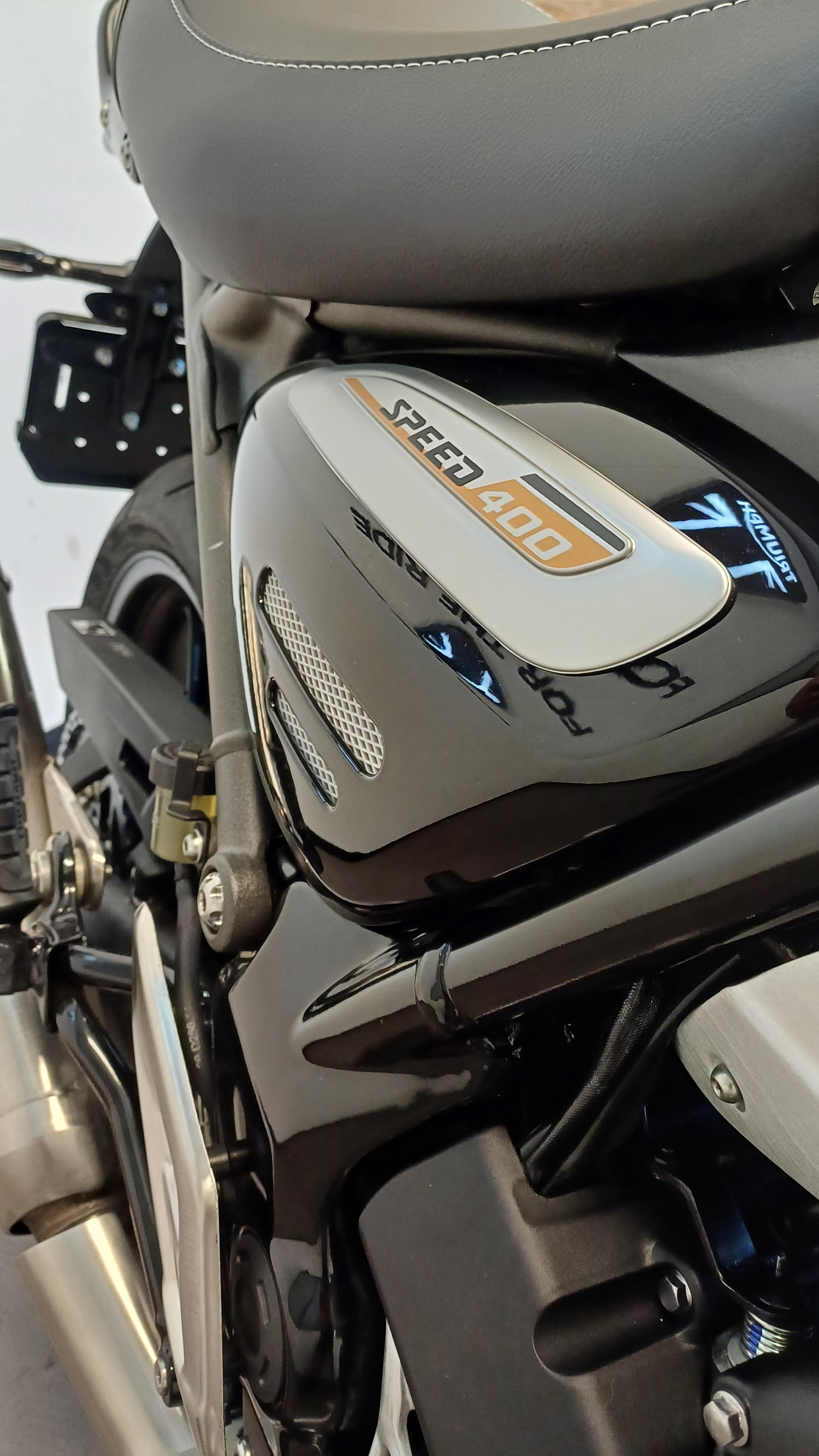 TRIUMPH Scrambler 1200 X Icon Edition-image-9