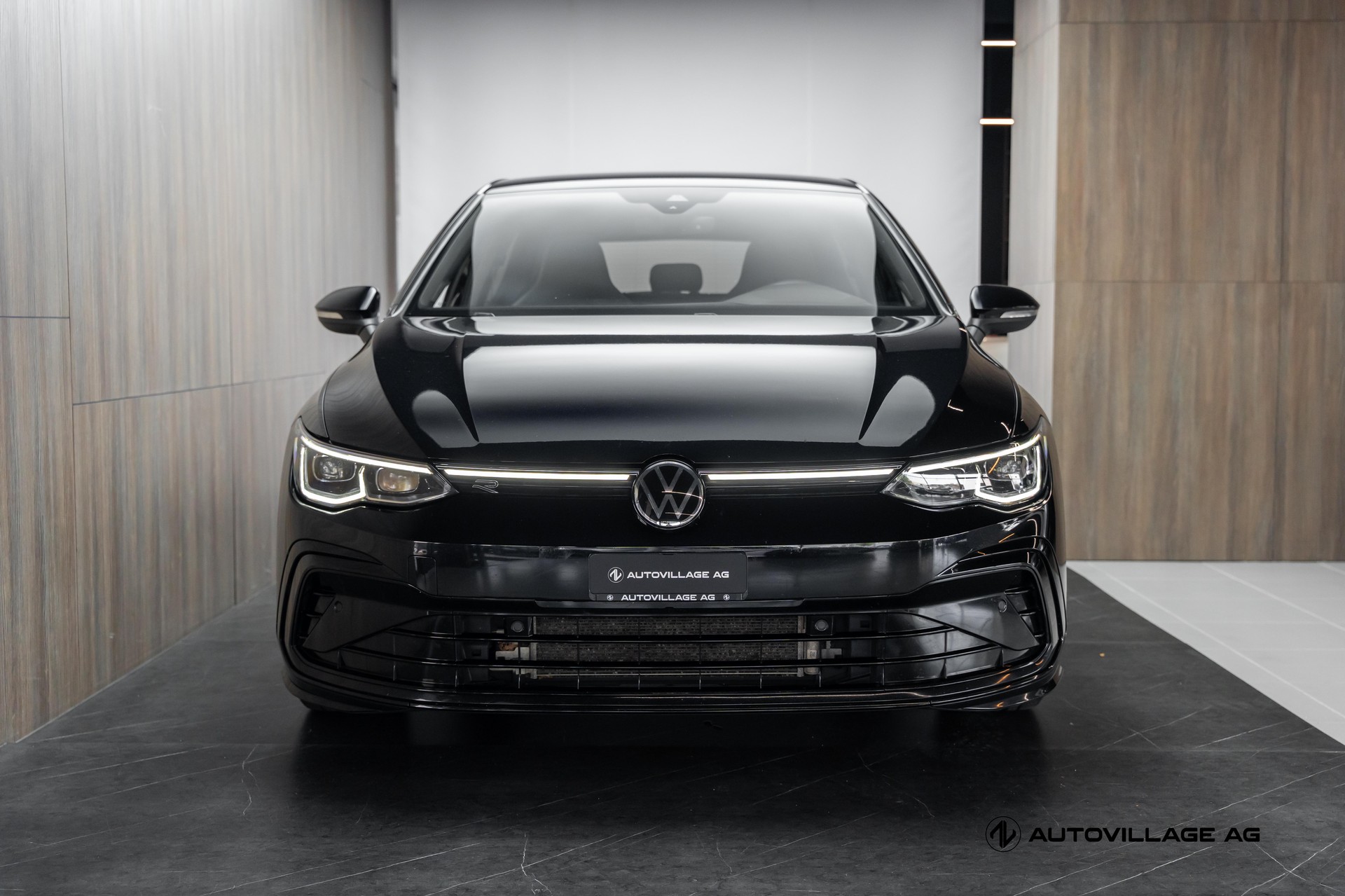 VW Golf 1.5 eTSI mHEV ACT R-Line DSG-image-29