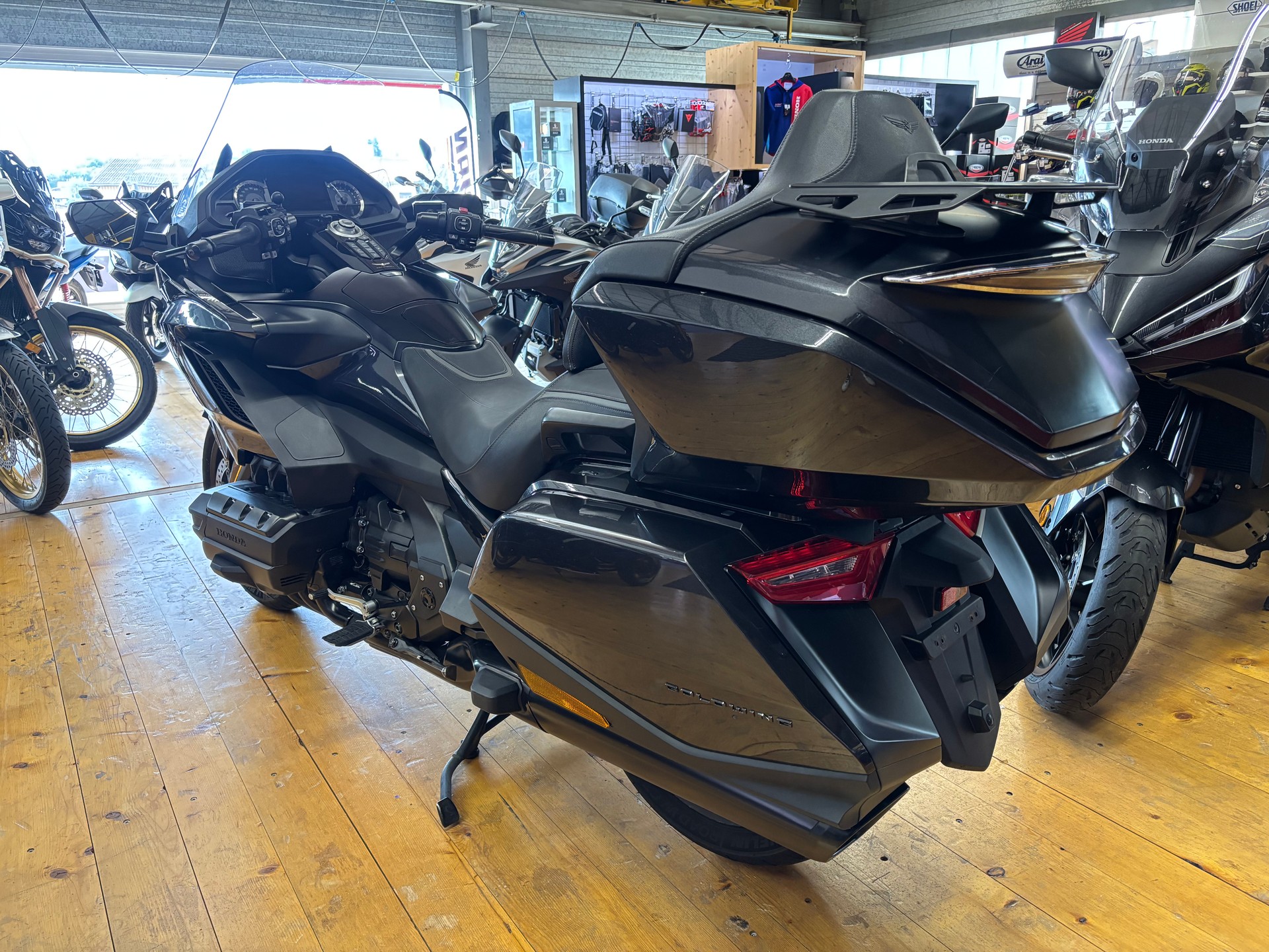 HONDA GL 1800 Goldwing-image-5