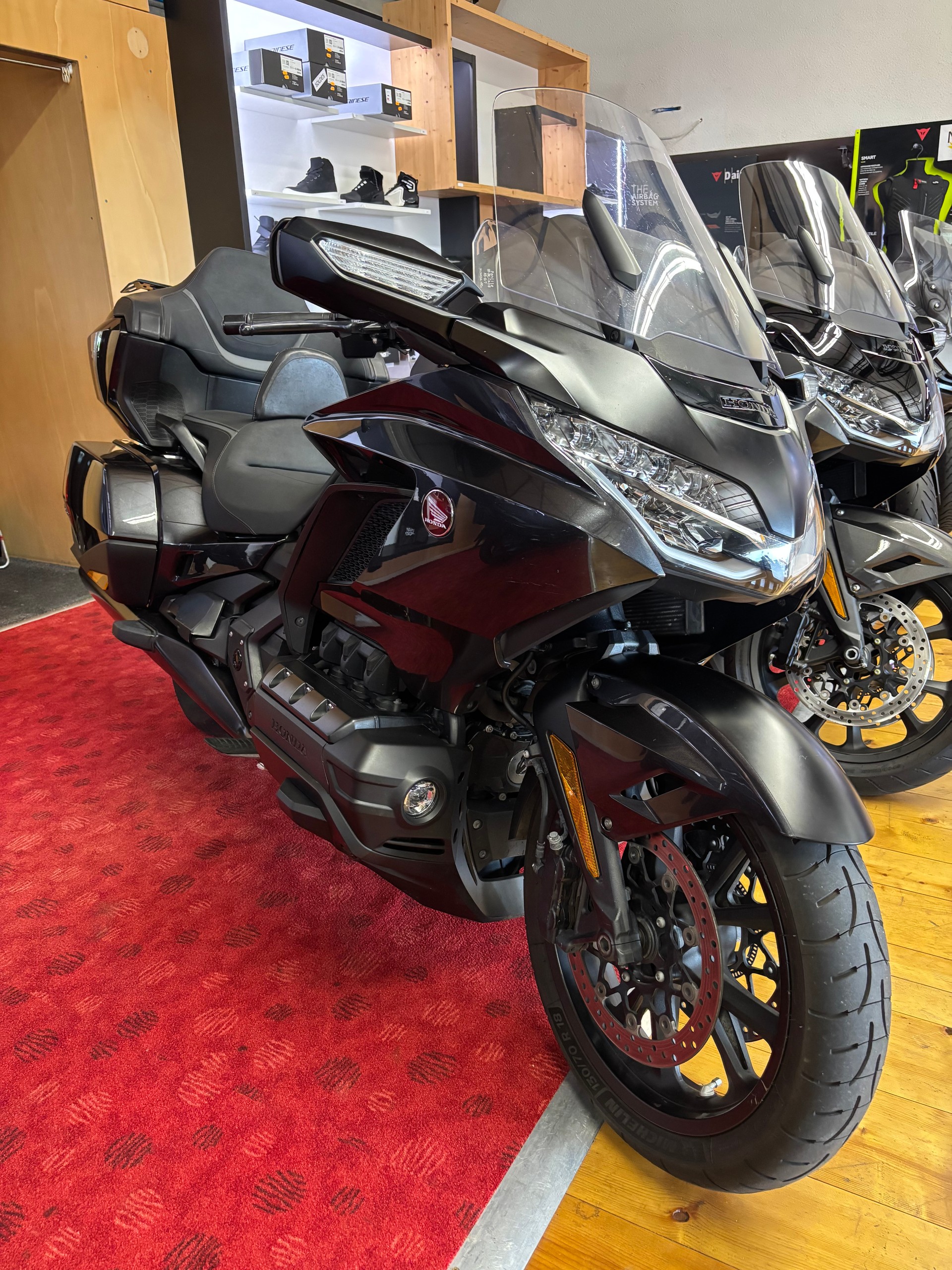 HONDA GL 1800 Goldwing-image-2