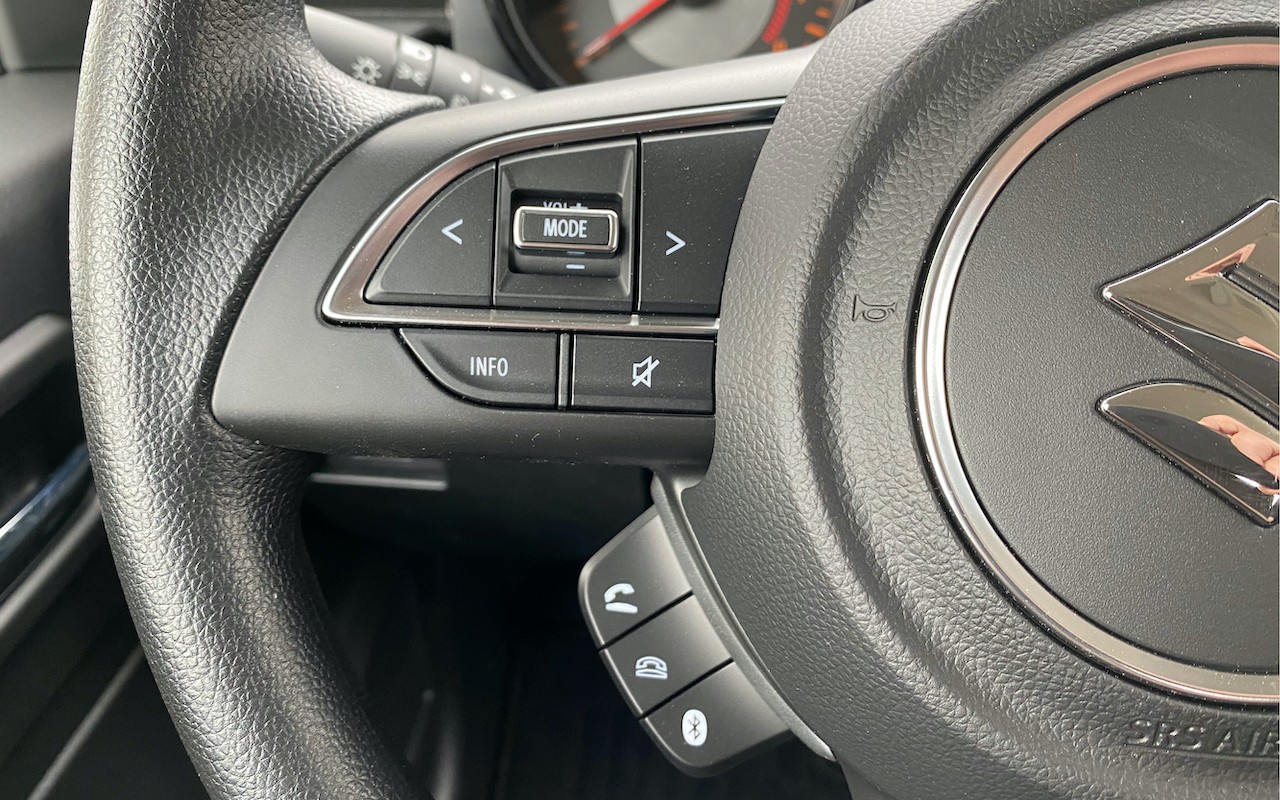 SUZUKI JIMNY 1.5 COMPACT+ 4x4 | 2 PLATZER | MANUEL | NAVIGATION-image-17