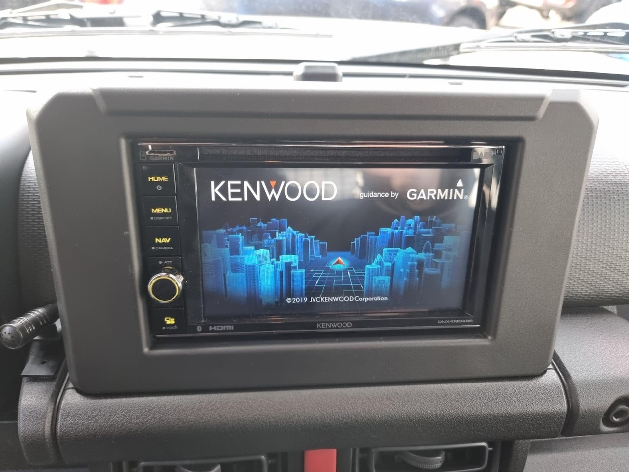 SUZUKI JIMNY 1.5 COMPACT+ 4x4 | 2 PLATZER | MANUEL | NAVIGATION-image-11