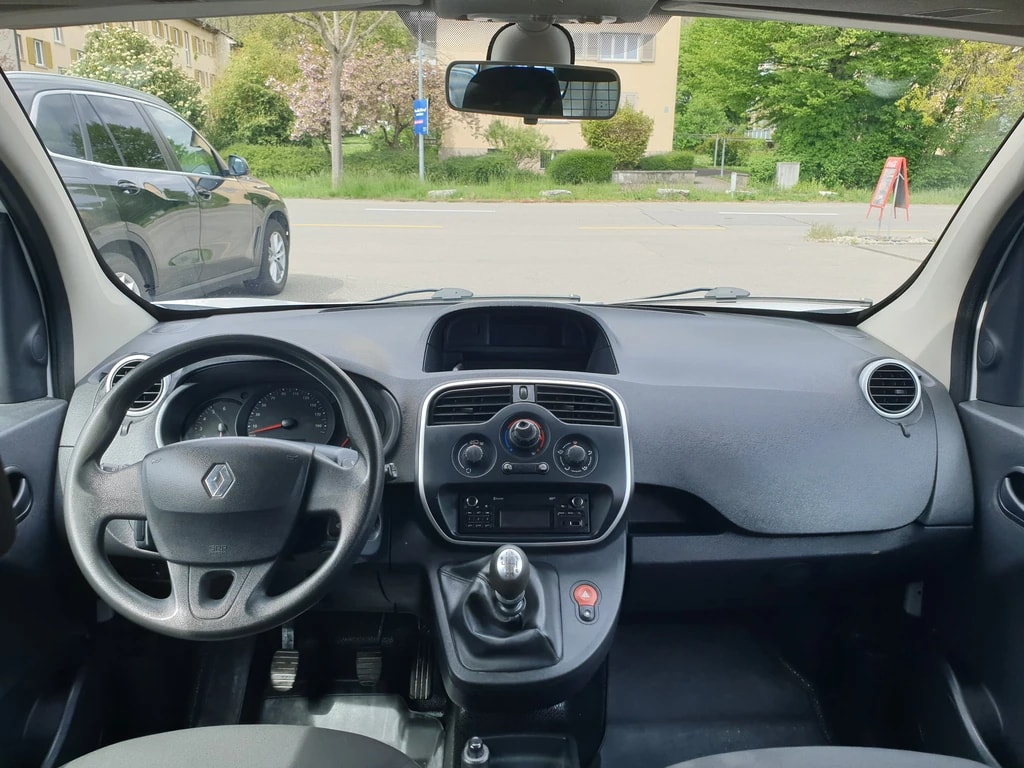 RENAULT Kangoo Maxi dCi 110 ENERGY Business 5 Pl. / 5 pl. ** Klimaanlage ** PDC Hinten ** 5-Plätzer ** Frisch Ab MFK & Service **-image-7