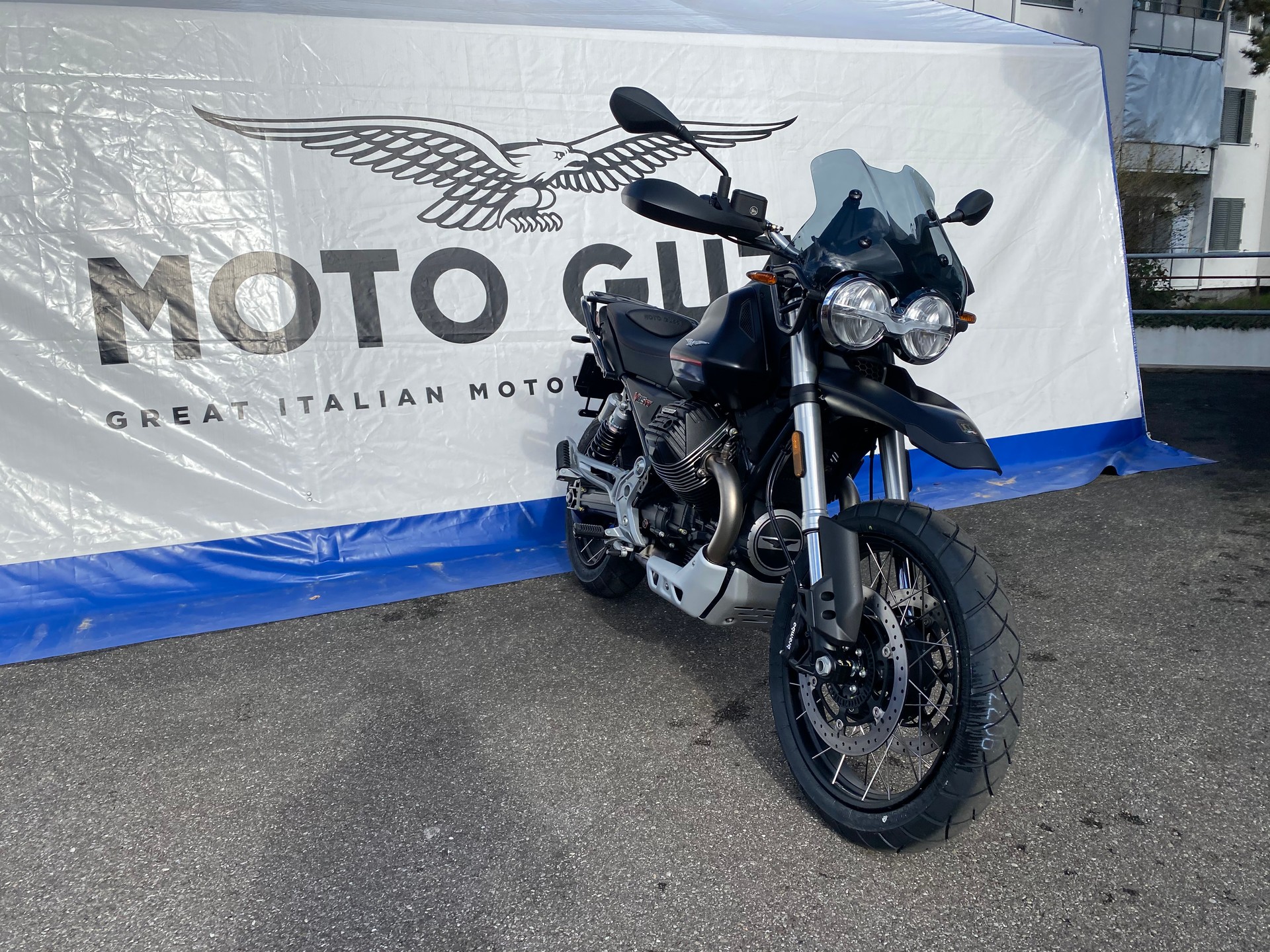 MOTO GUZZI V85 TT-image-3