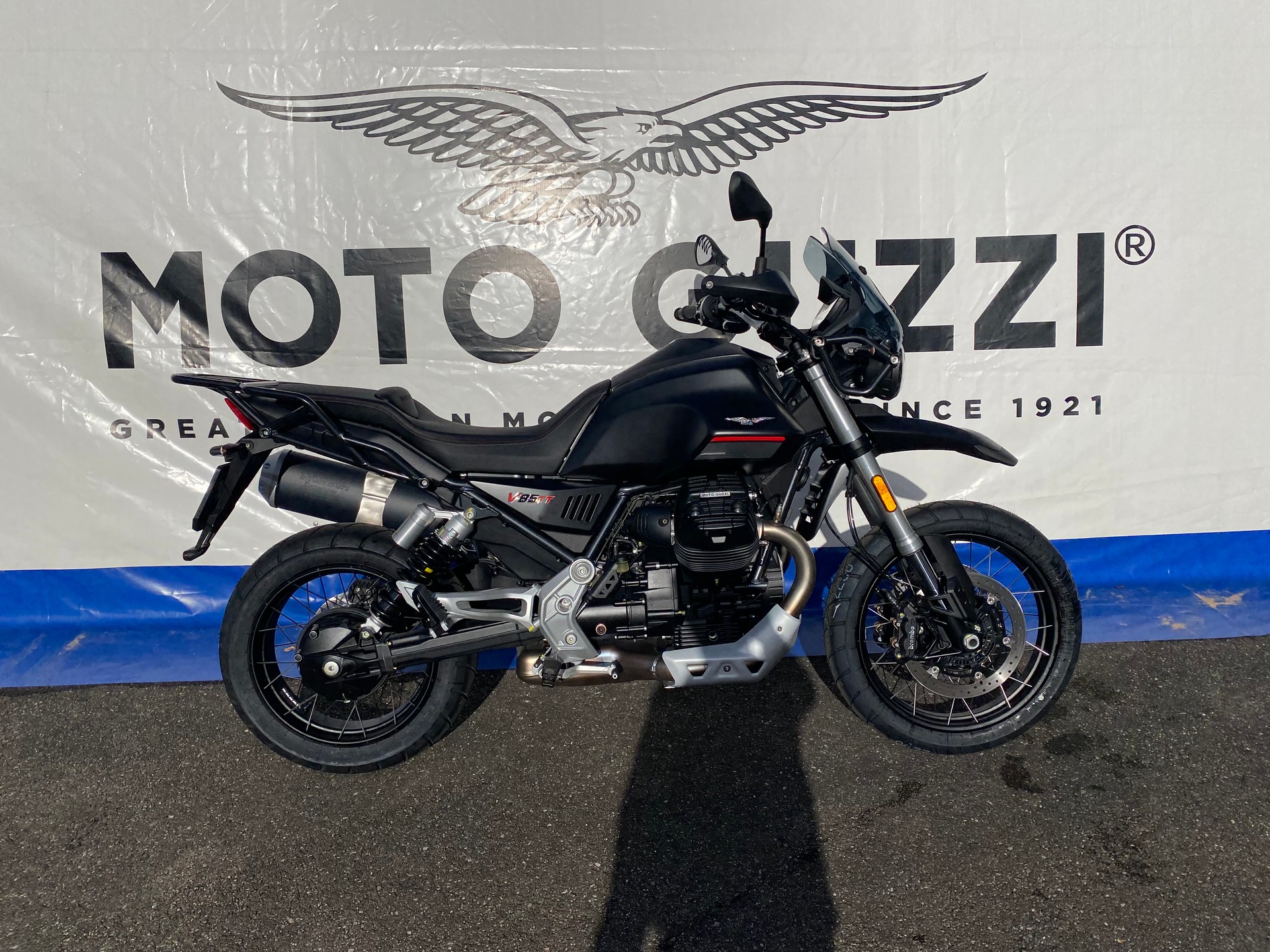 MOTO GUZZI V85 TT-image-2