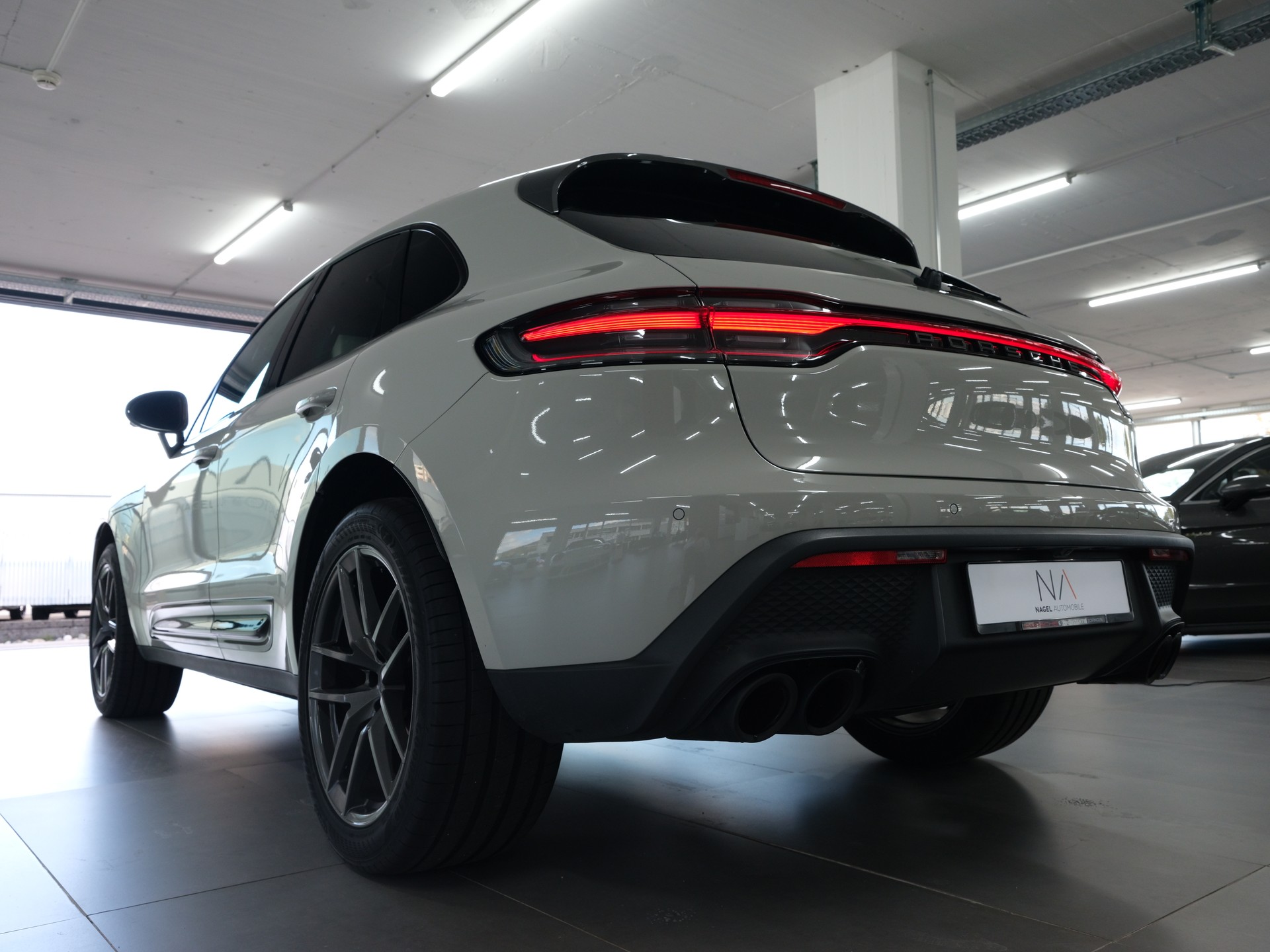 PORSCHE Macan PDK *Porsche Aproved* *Sportabgassanlage* *Sport Chrono*-image-13