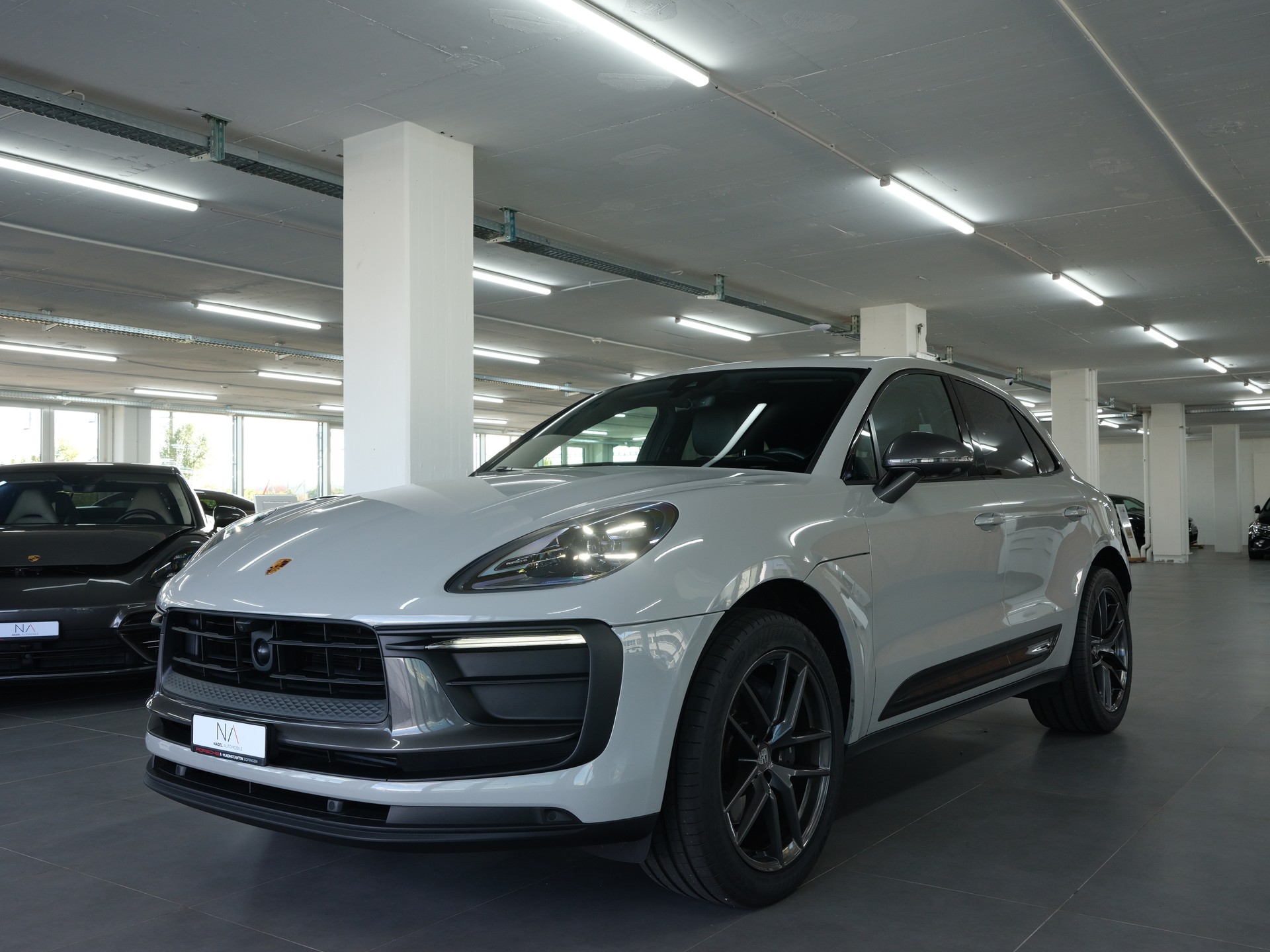 PORSCHE Macan PDK *Porsche Aproved* *Sportabgassanlage* *Sport Chrono*-image-9