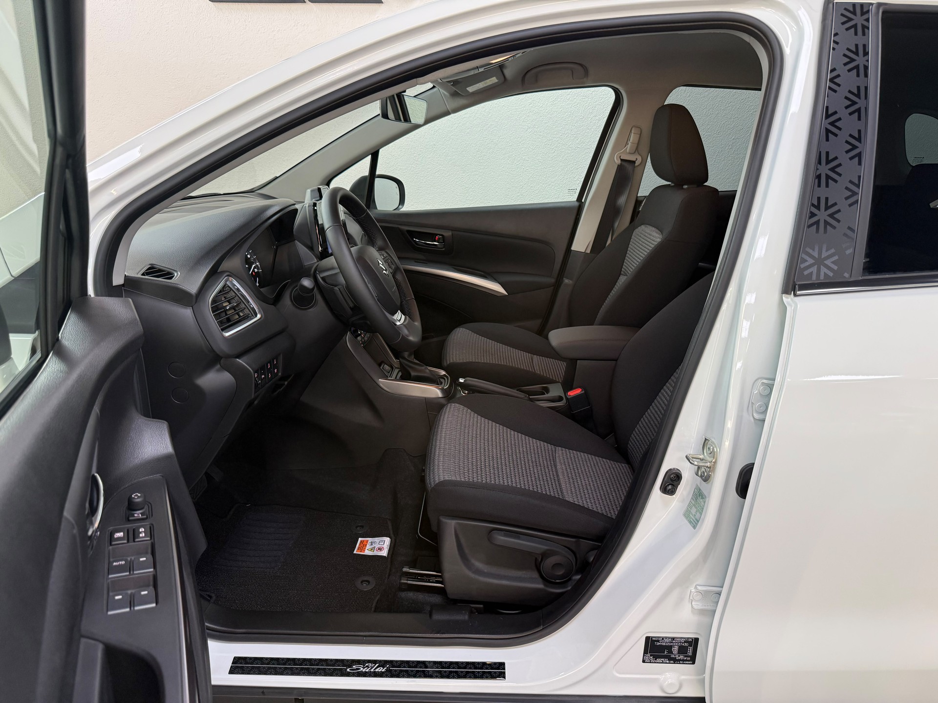 SUZUKI S-Cross 1.4 16V Piz Sulai MHD 4WD Automatic-image-10